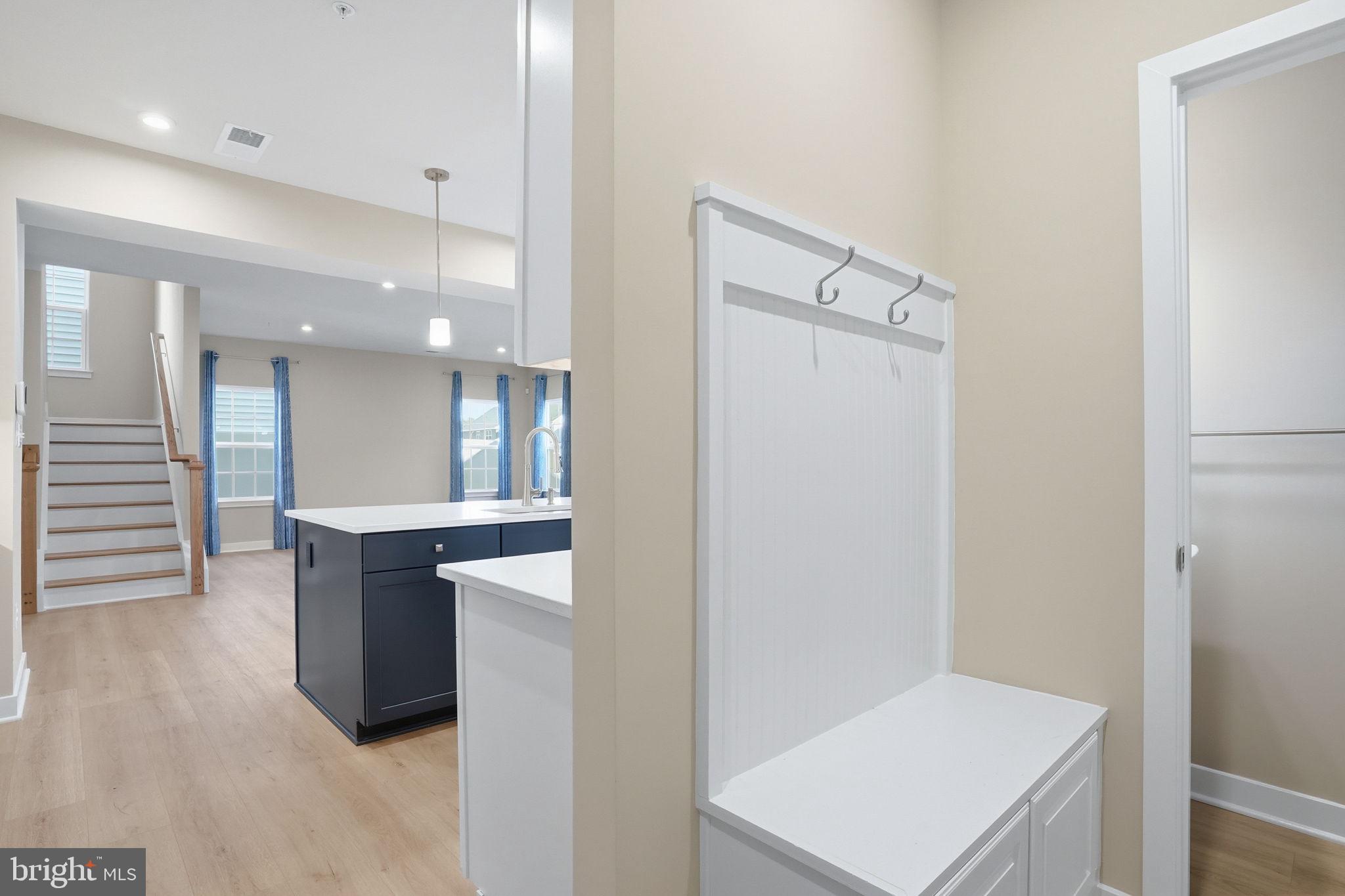 PERRY'S RETREAT - Residential