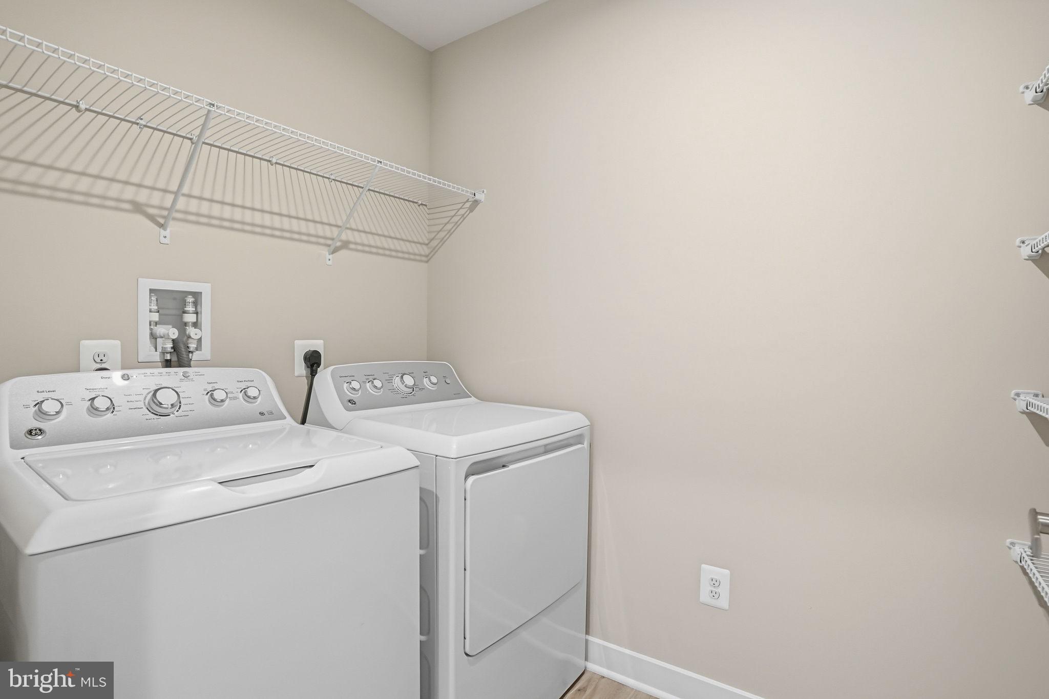 PERRY'S RETREAT - Residential