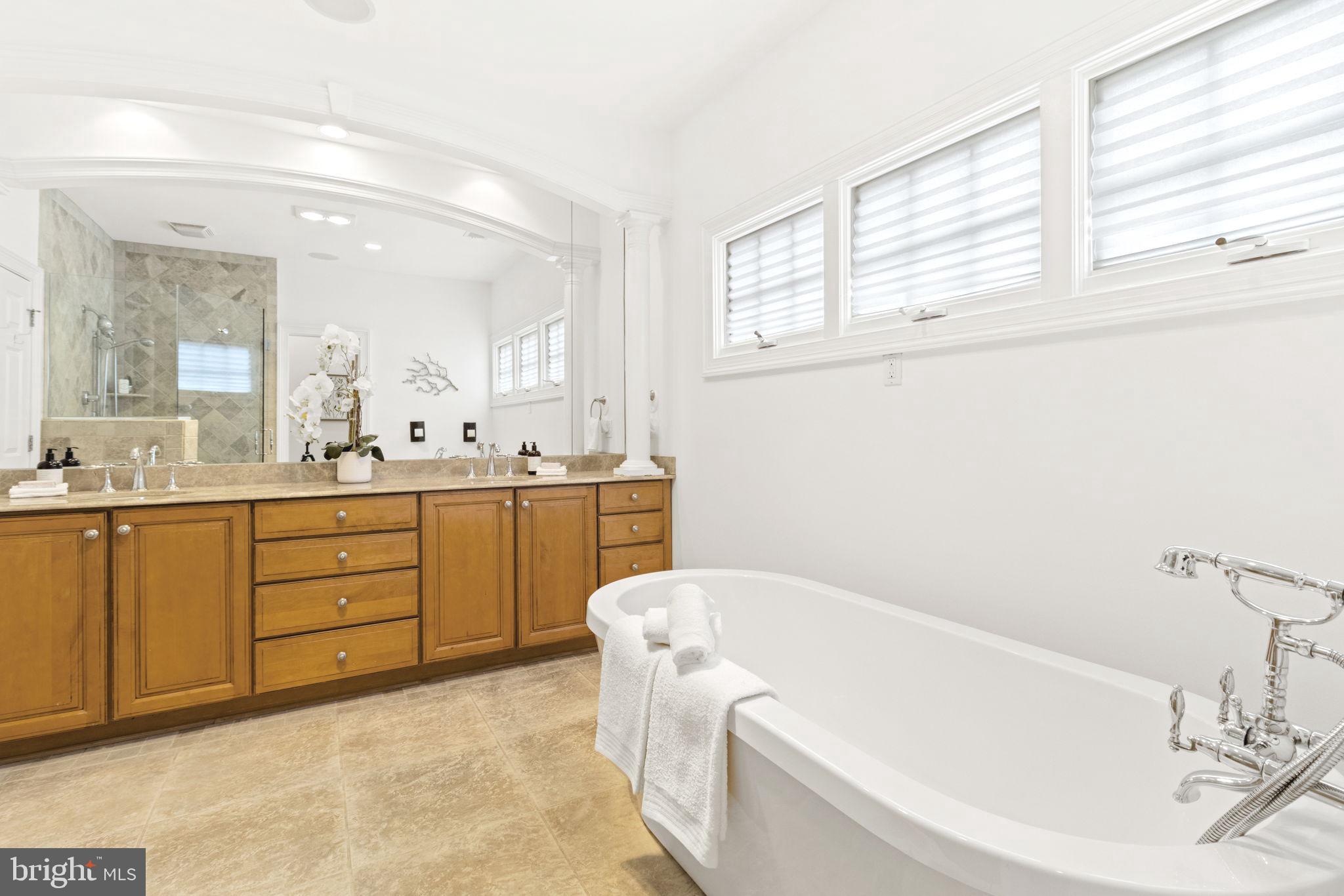 ALTA VISTA GARDENS - Residential