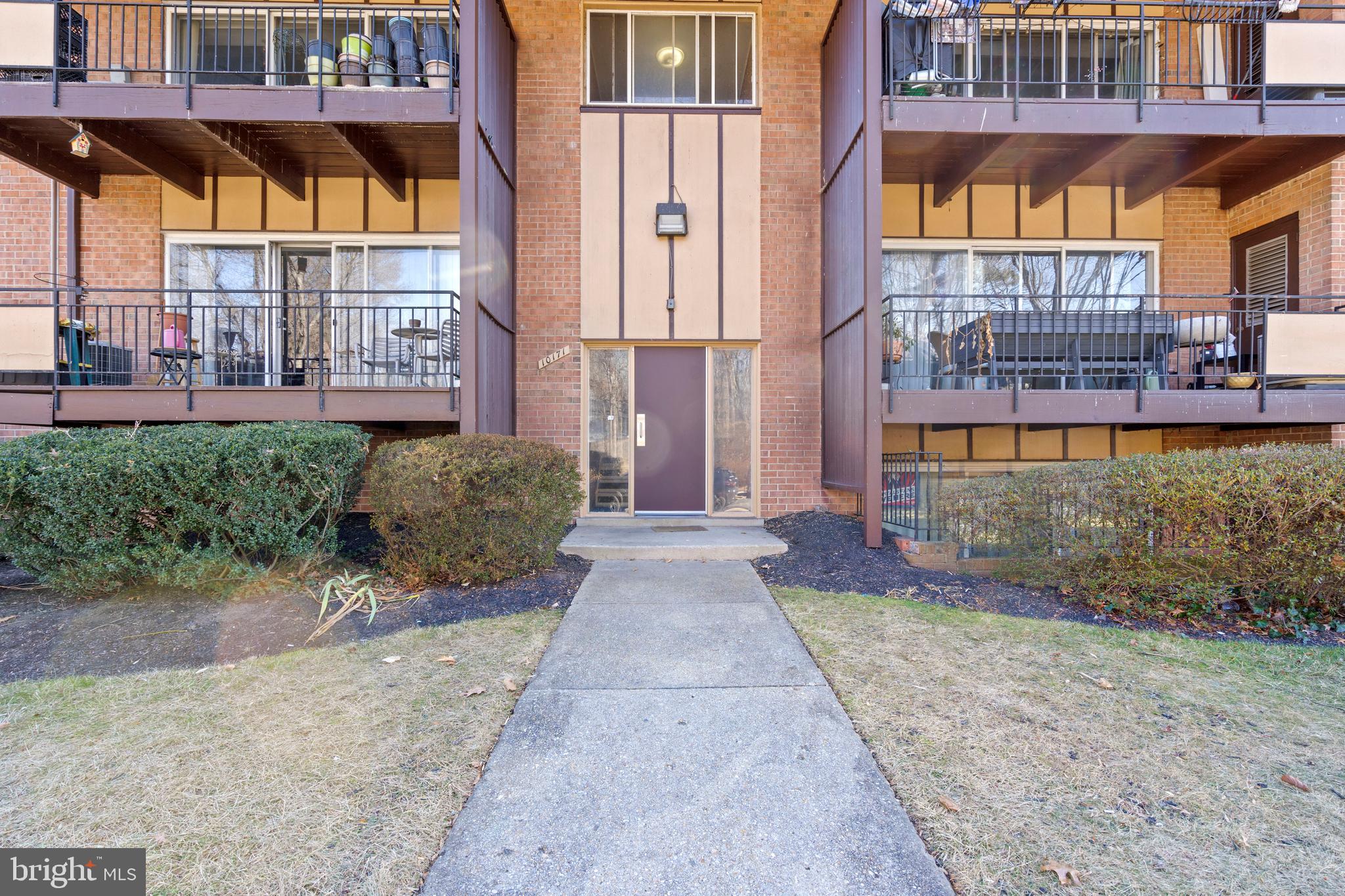 MOSBY WOODS GARDEN - Residential