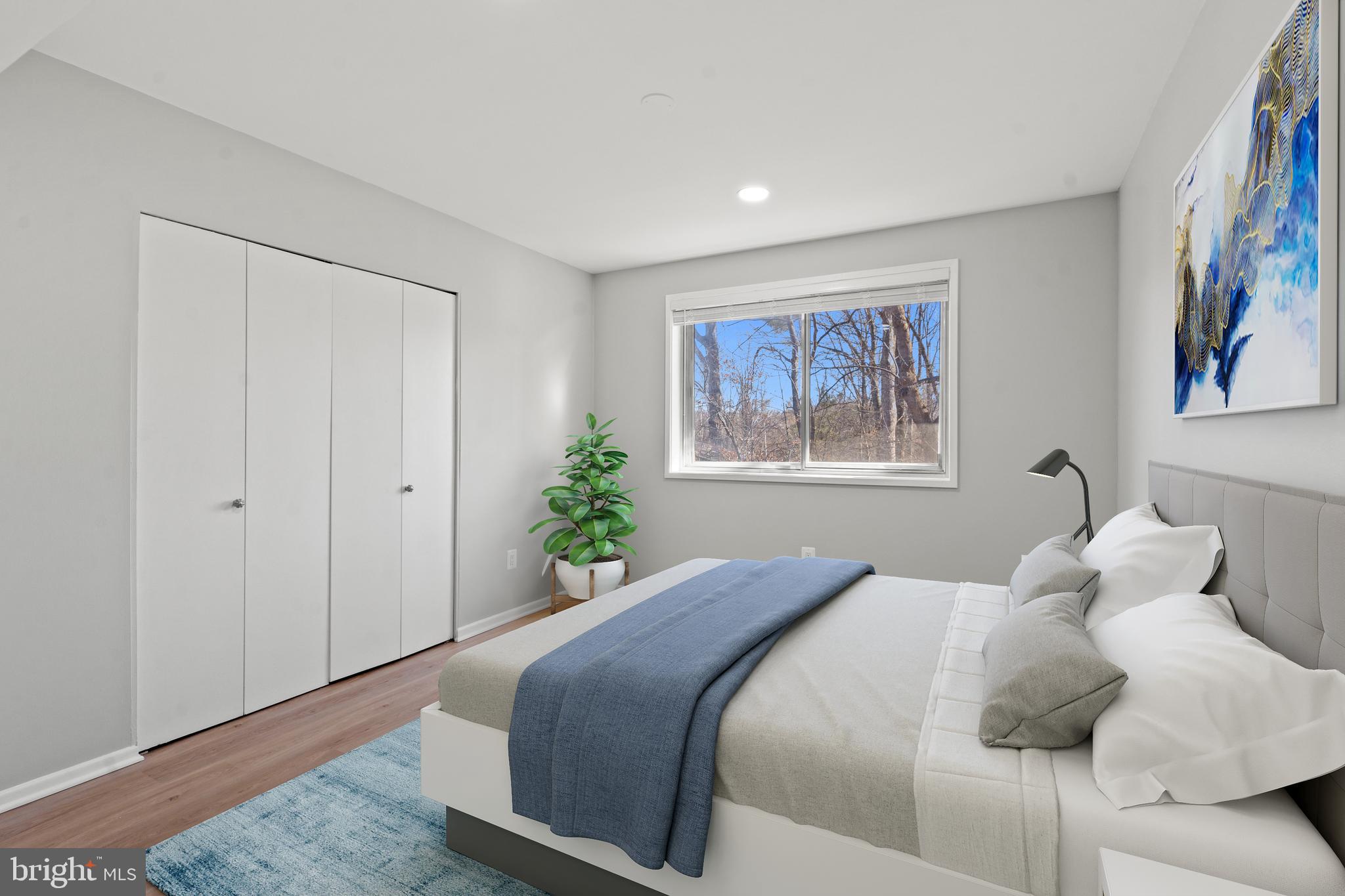 MOSBY WOODS GARDEN - Residential