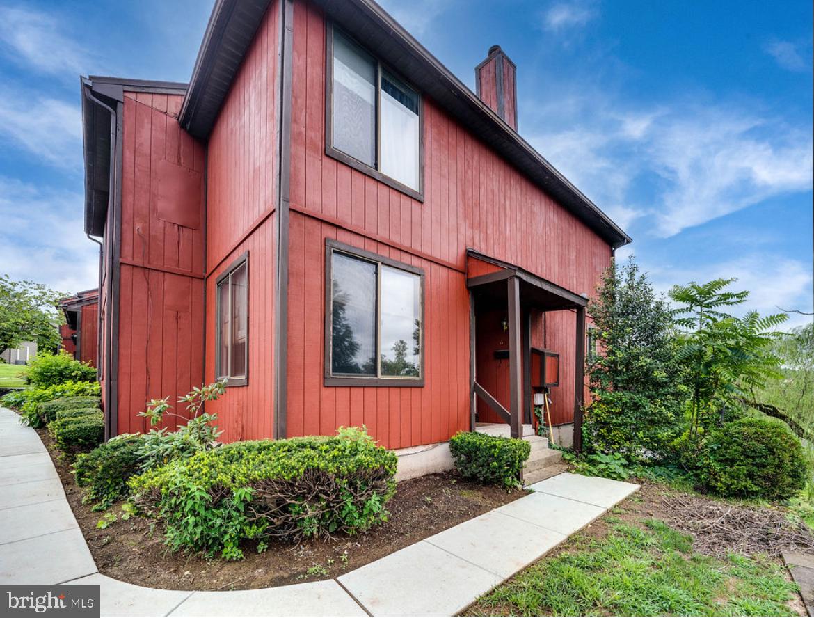 Discover your perfect home in the desirable Laurel Springs neighborhood, where quality meets convenience in this stunning end-unit townhouse. This exceptional property offers three bedrooms and two and a half bathrooms, creating an ideal layout for comfortable family living.
The heart of the home features a spacious living room that flows seamlessly into a welcoming dining room, complete with sliding glass doors that open to a generous deck perfect for outdoor entertaining. The well-appointed kitchen boasts abundant cabinet storage and ample counter space for all your culinary adventures.
Retreat to the primary bedroom sanctuary, enhanced by a walk-in closet and private full bathroom. Two additional large bedrooms provide flexibility for family, guests, or home office needs, complemented by a full bathroom featuring a convenient tub and shower combination.
The finished basement expands your living space significantly, offering endless possibilities for recreation or relaxation. Sliding glass doors from the basement lead directly to a private patio, while the open backyard provides additional outdoor enjoyment opportunities.
Community amenities elevate your lifestyle with access to a refreshing pool, tennis and basketball courts, and playgrounds for active recreation. Embrace maintenance-free living as the HOA handles lawn care, grounds maintenance, snow removal, and upkeep of all common areas.
Located within the respected Exeter School District, this home offers convenient access to shopping centers, educational facilities, and major highways for easy commuting. This remarkable townhouse combines comfort, convenience, and community in one exceptional package, ready to welcome you home.