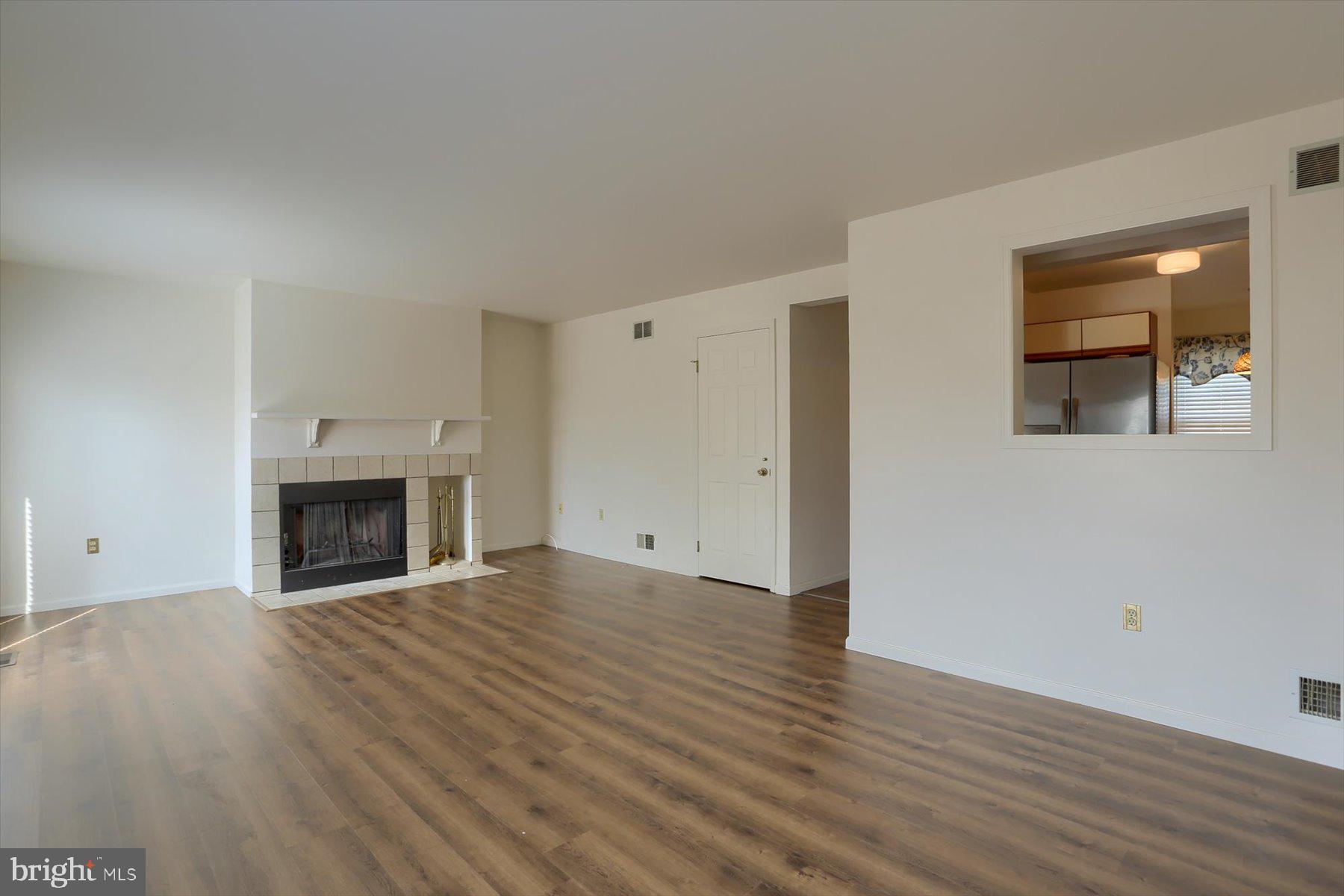 HILLTOP - Residential