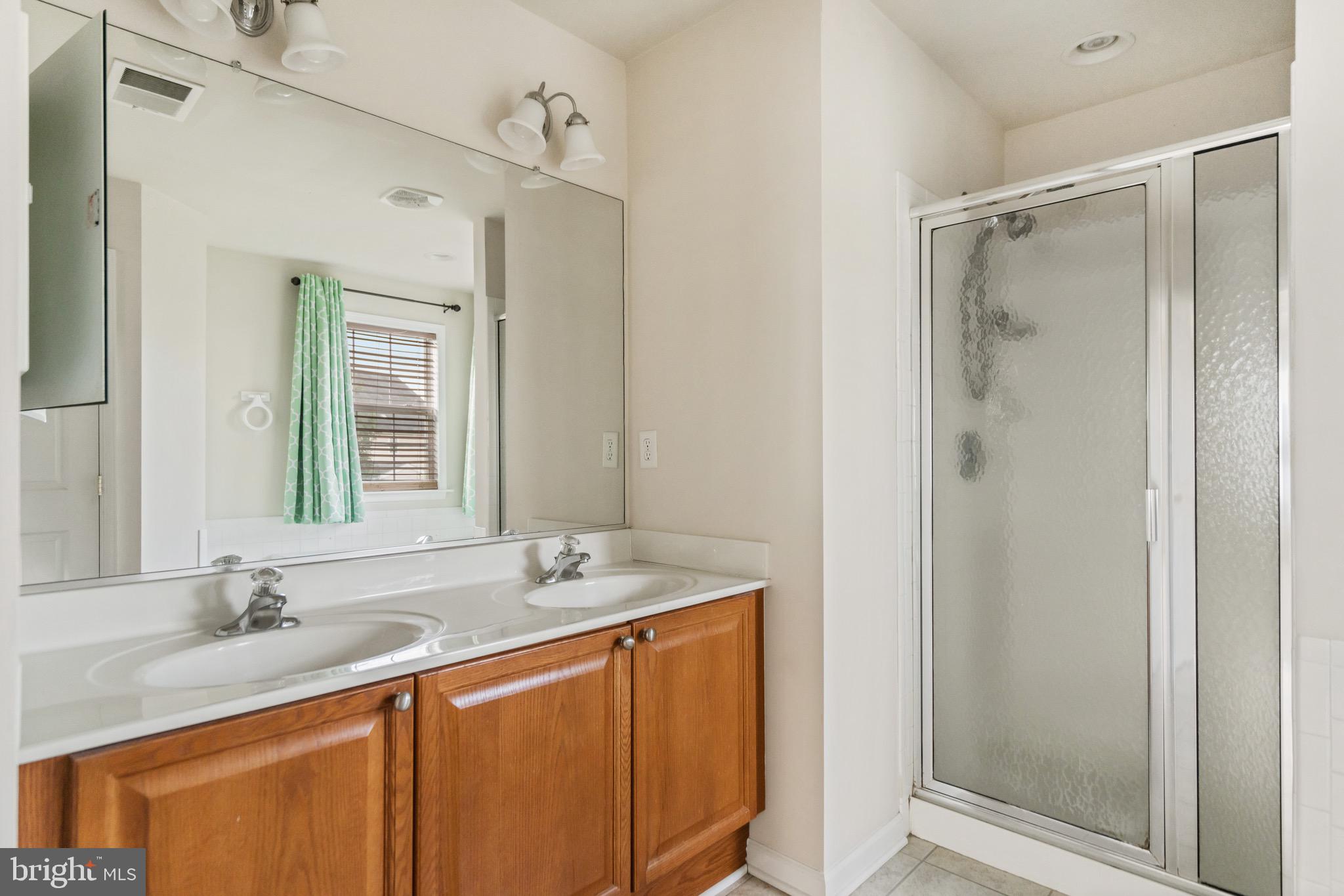 MCCAULEY CROSSING - Residential