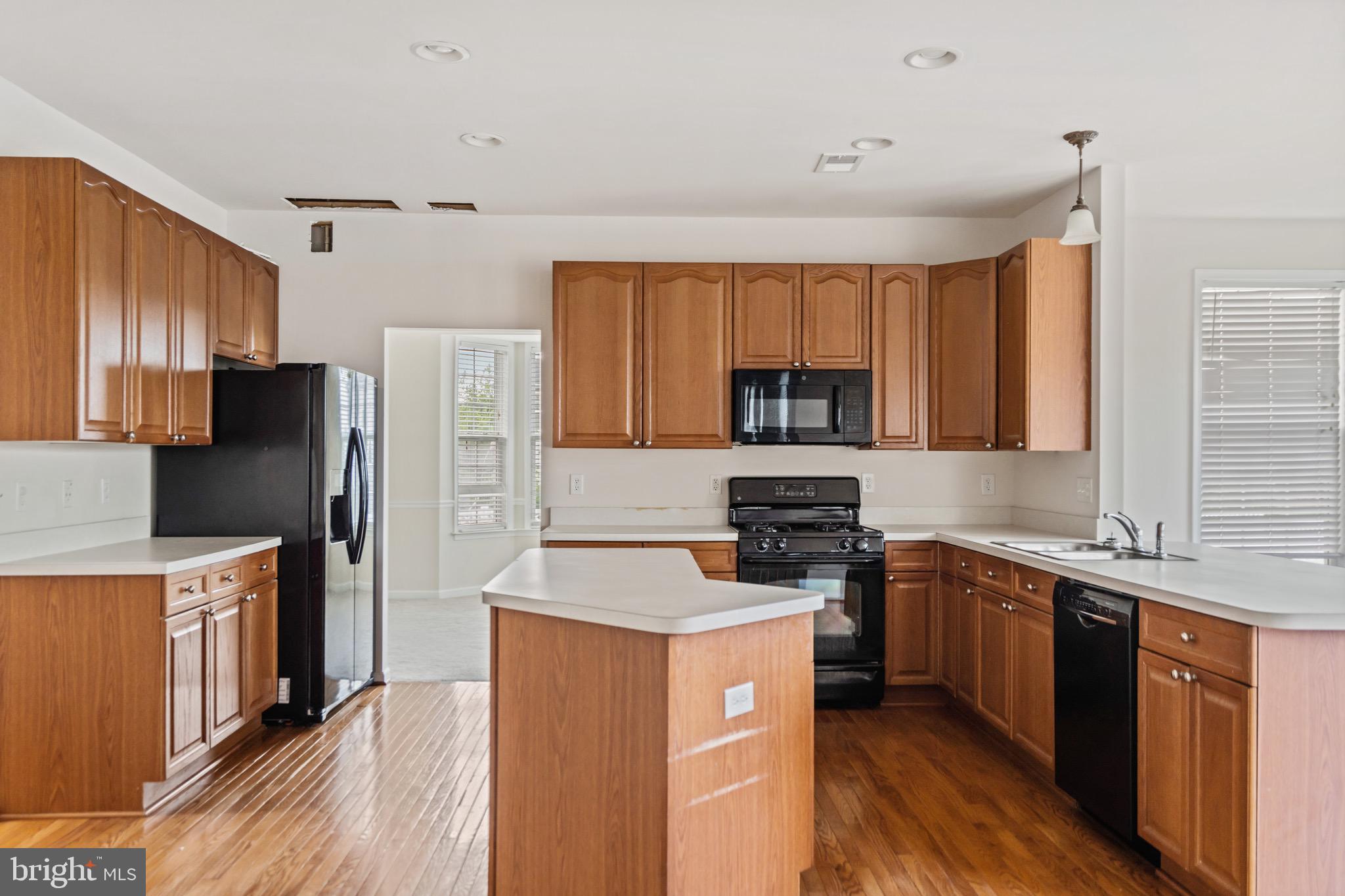 MCCAULEY CROSSING - Residential