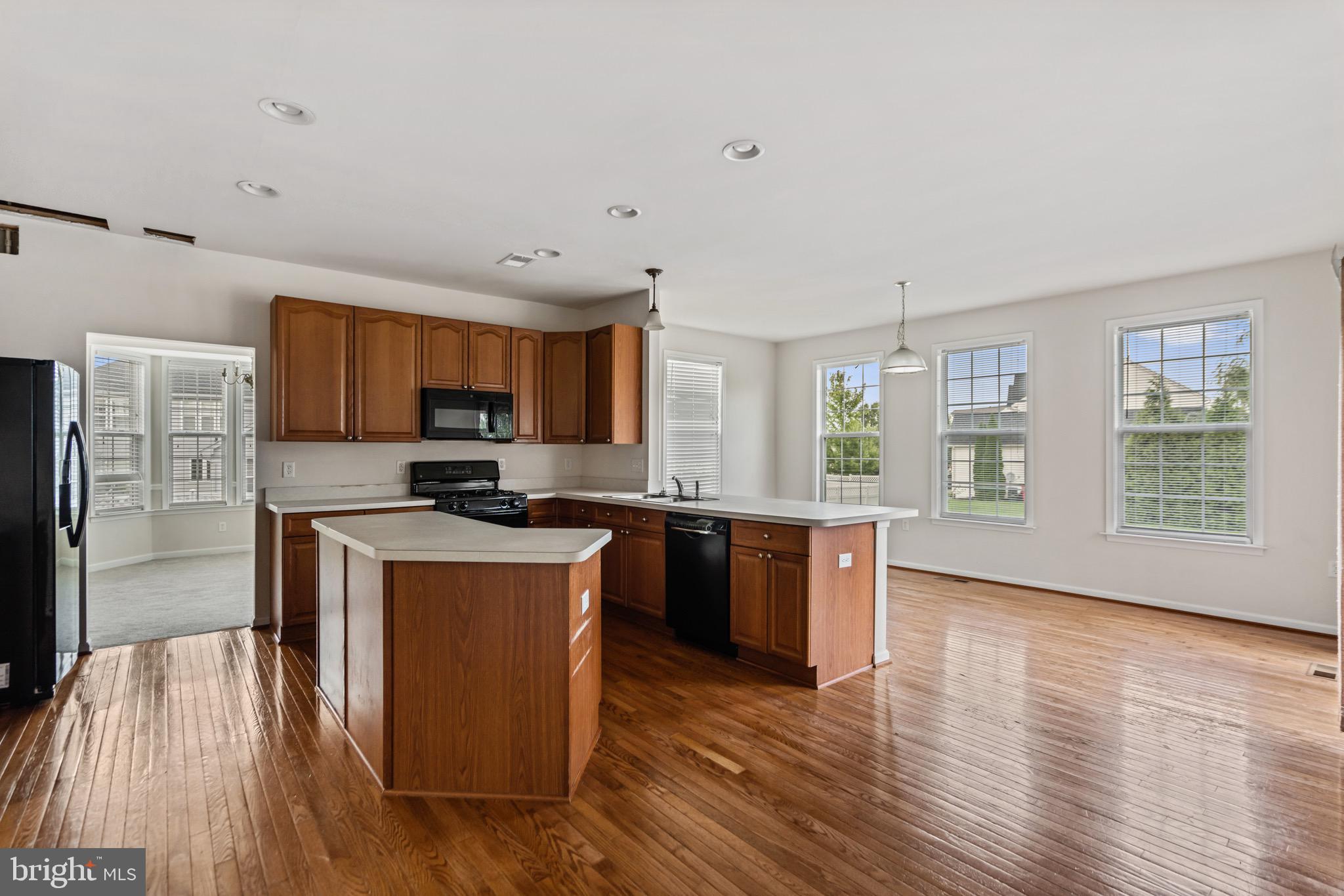 MCCAULEY CROSSING - Residential