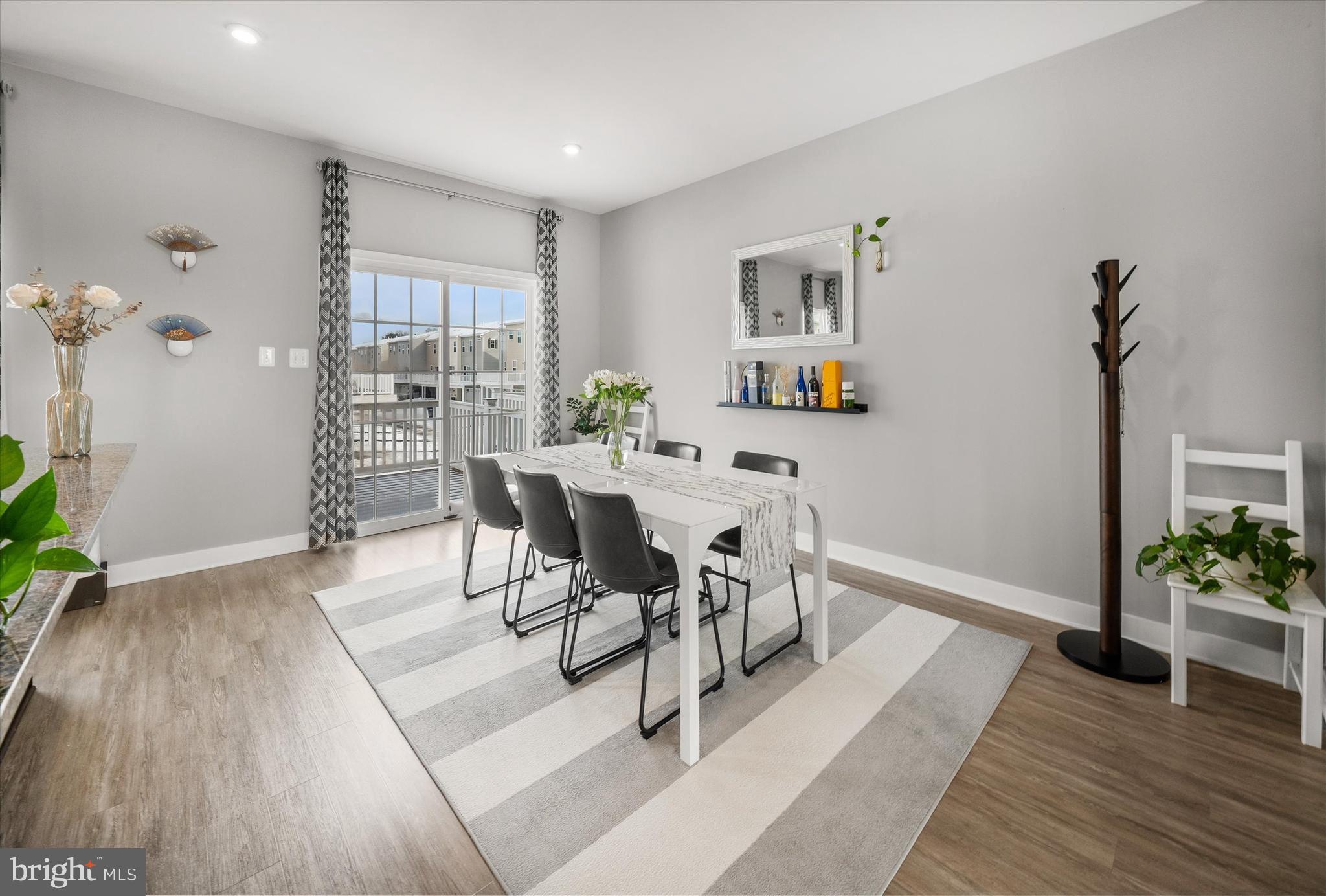 CHESTNUT HILL PRESERVES - Residential