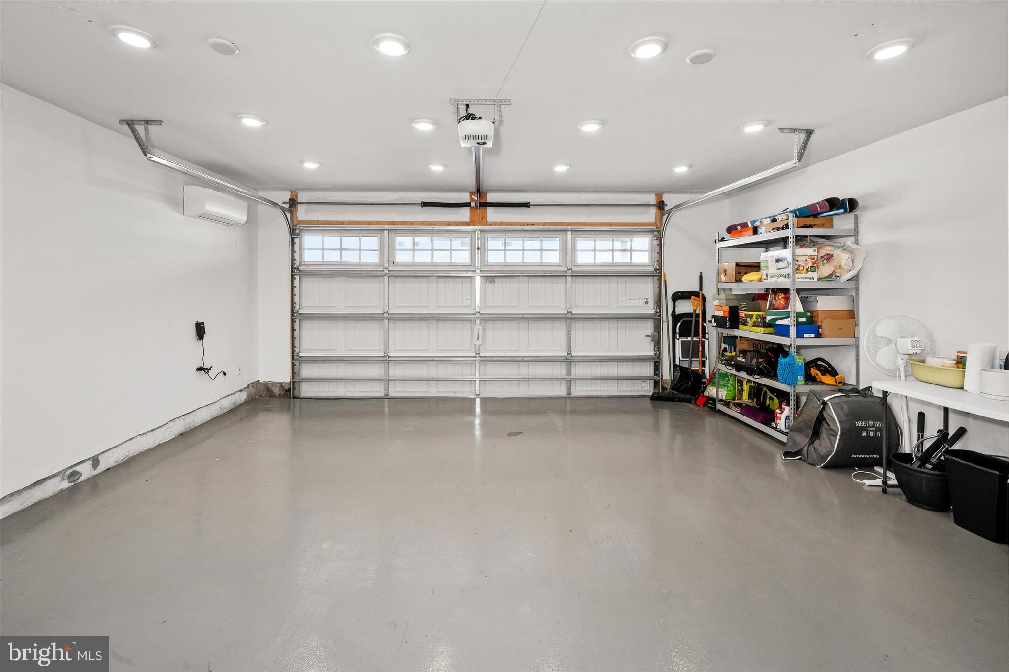 CHESTNUT HILL PRESERVES - Residential