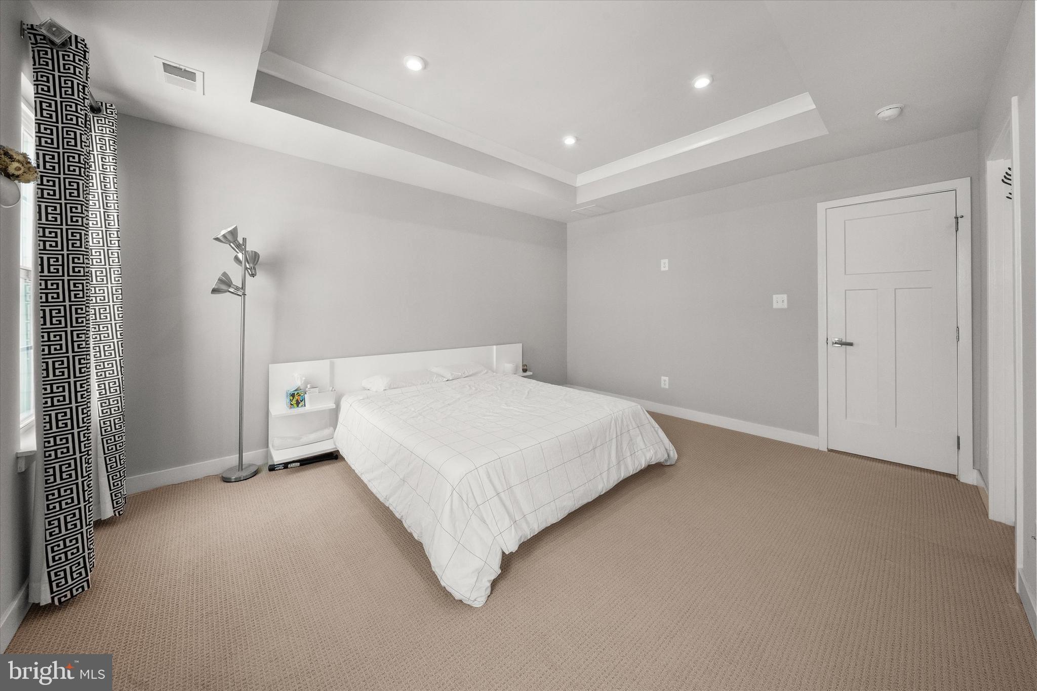 CHESTNUT HILL PRESERVES - Residential