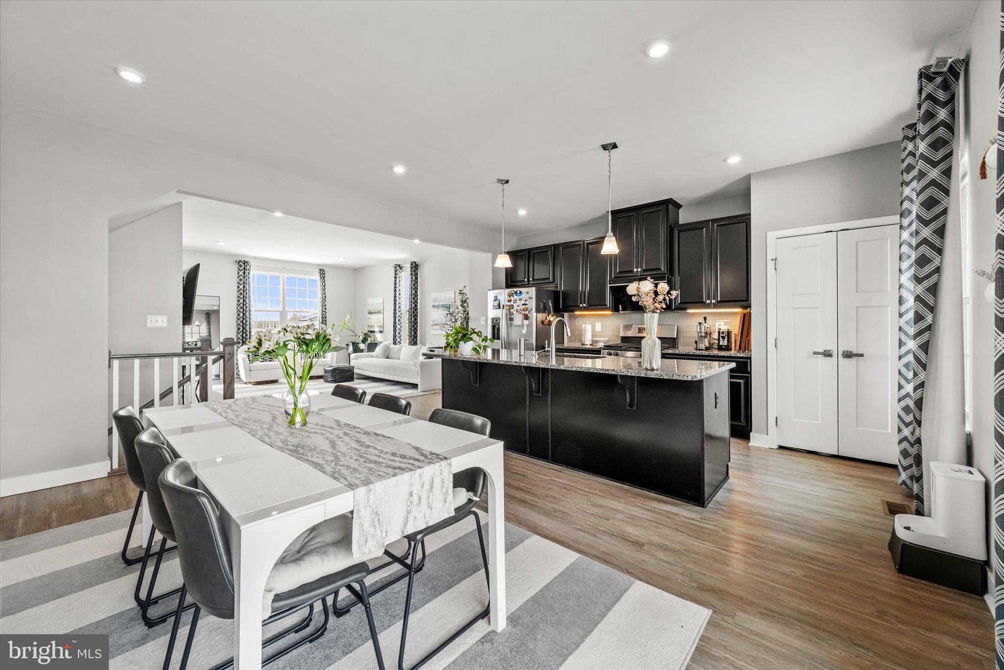 CHESTNUT HILL PRESERVES - Residential