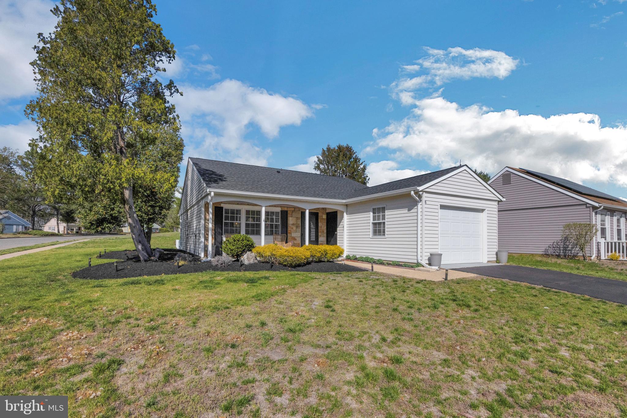 2 NEW CASTLE DRIVE