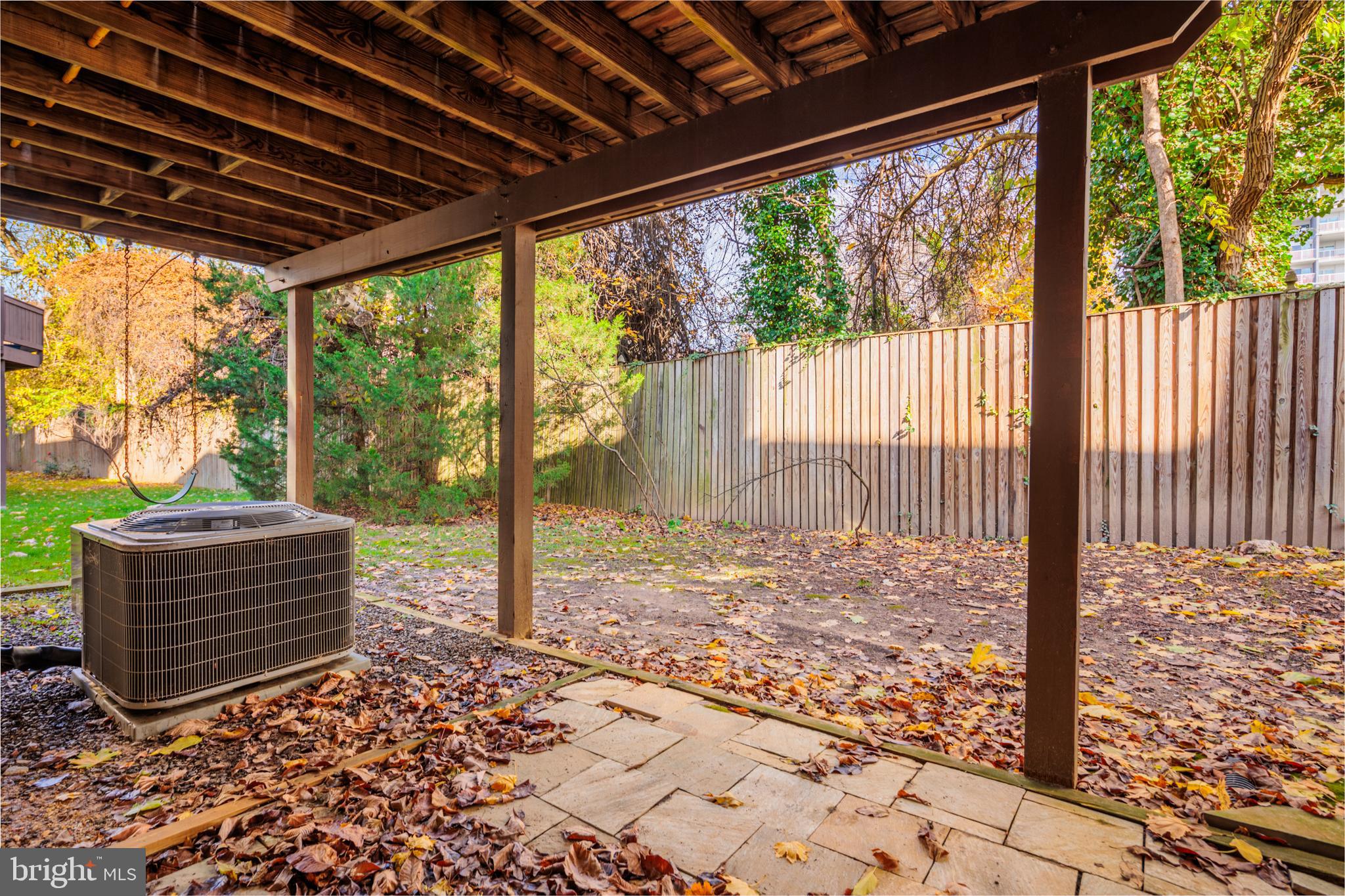 VILLAGES OF HOMELAND - Residential