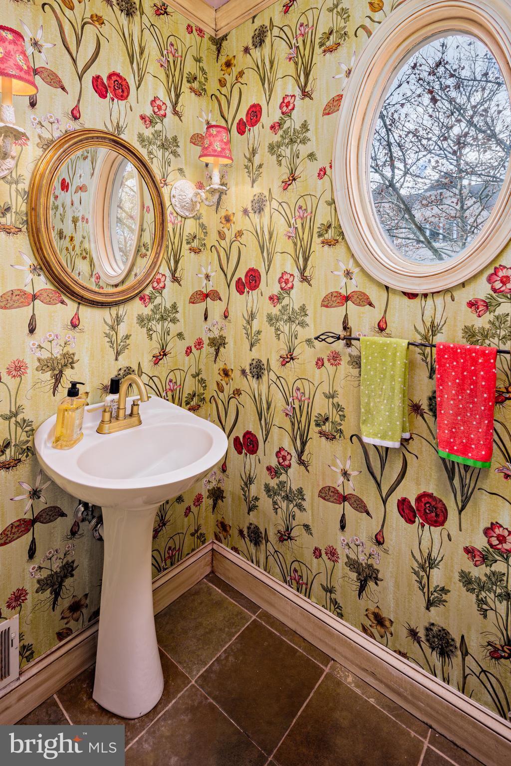 VILLAGES OF HOMELAND - Residential