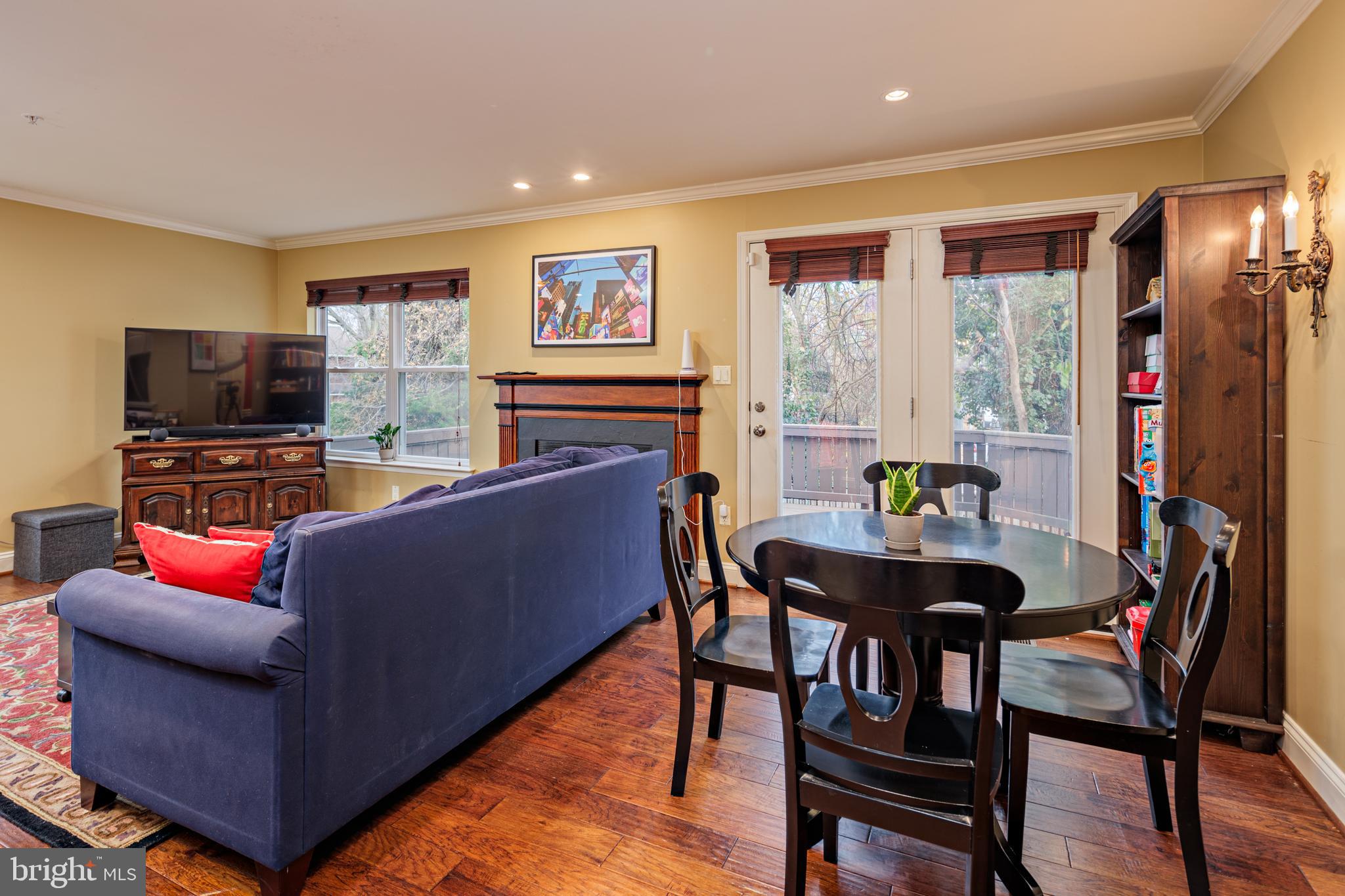 VILLAGES OF HOMELAND - Residential