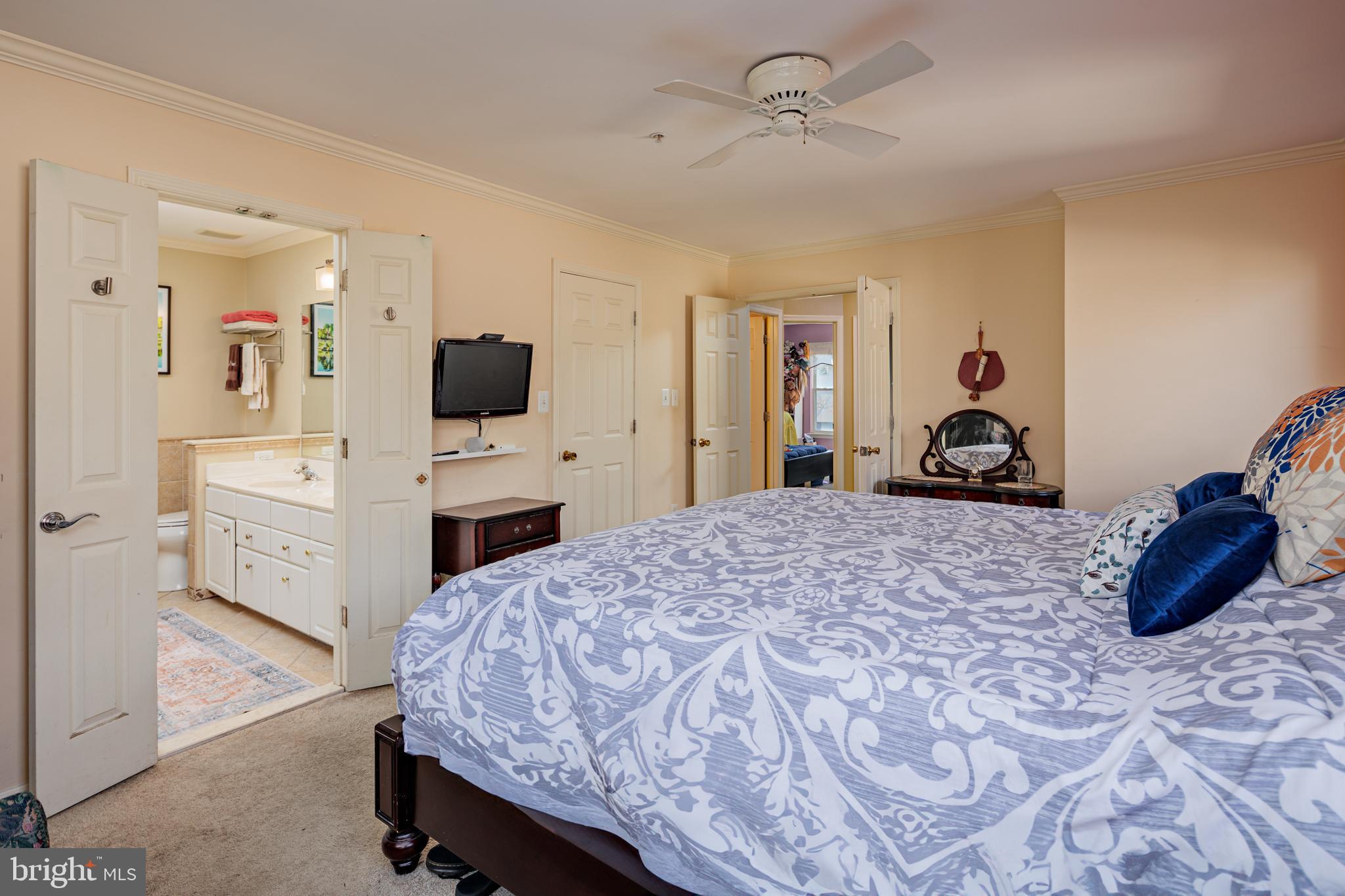 VILLAGES OF HOMELAND - Residential