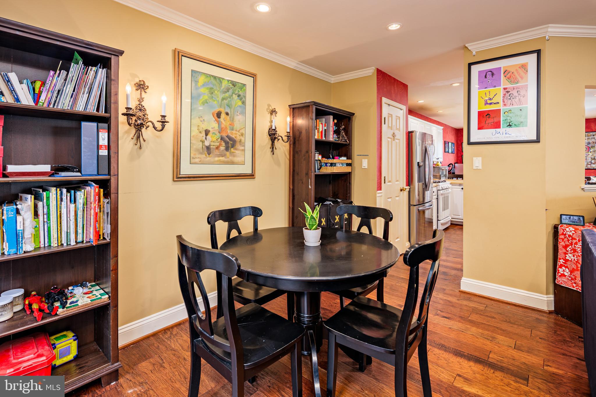 VILLAGES OF HOMELAND - Residential