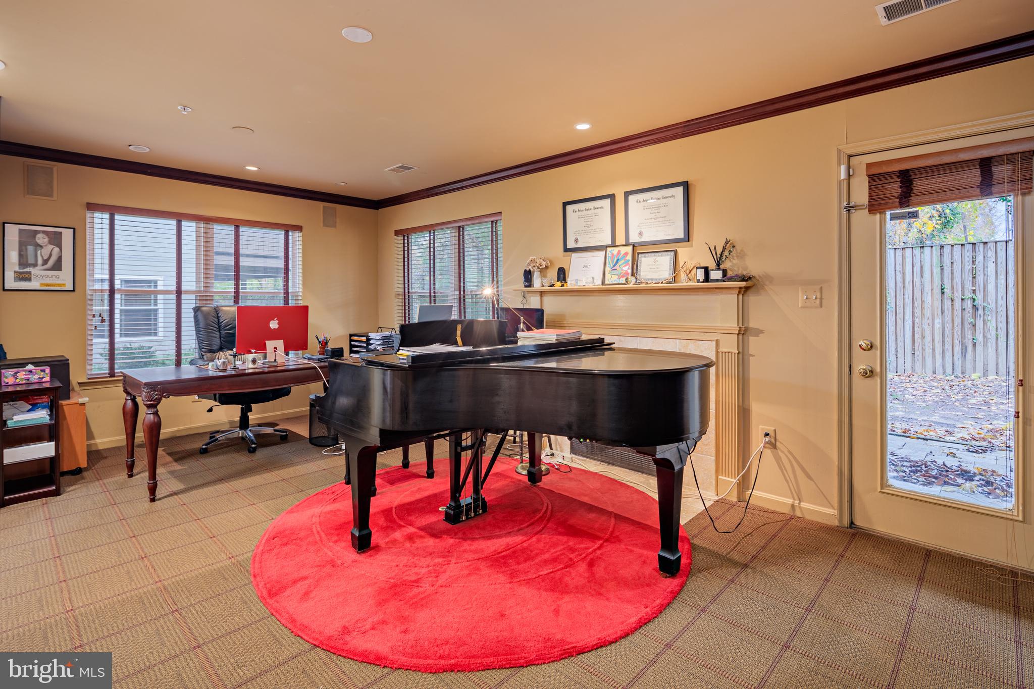 VILLAGES OF HOMELAND - Residential