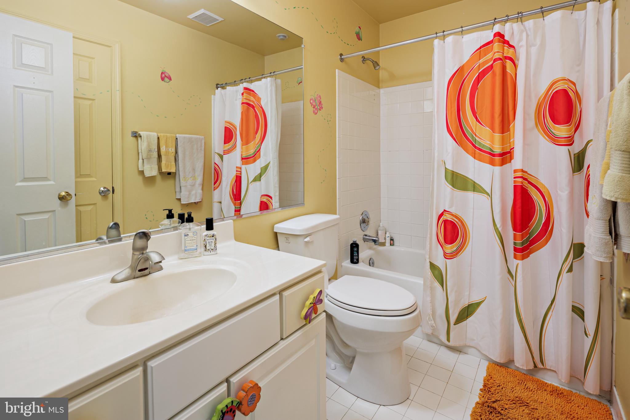 VILLAGES OF HOMELAND - Residential