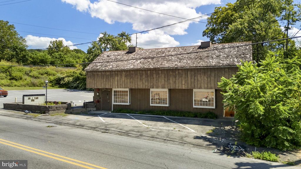 Photo of 5 Spring Valley Road, READING, PA 19605 (MLS # PABK2062190)