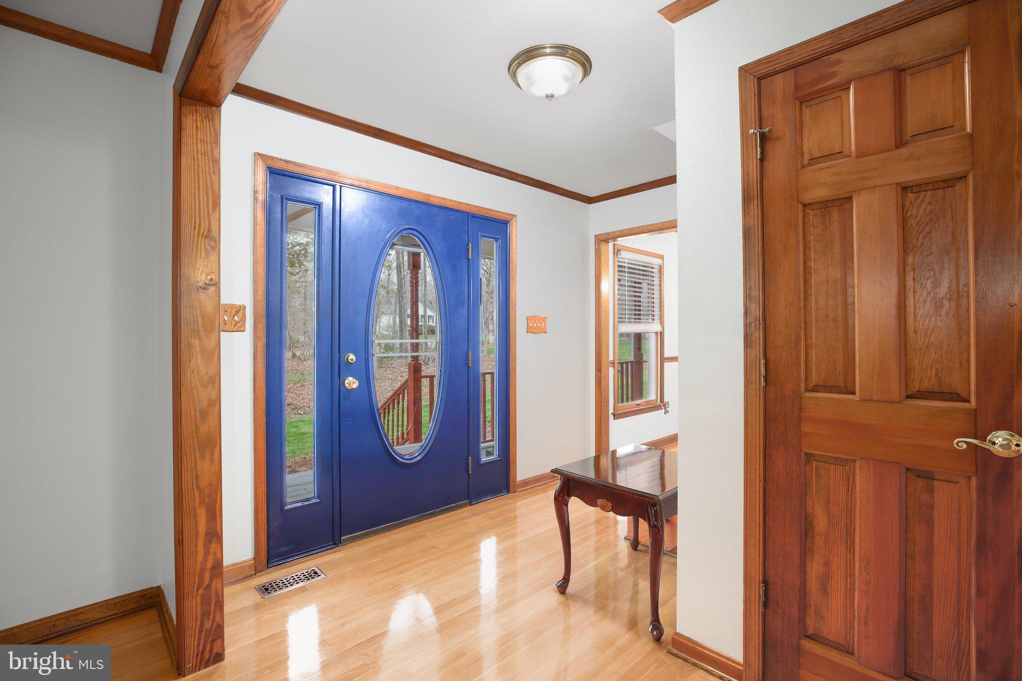 GOLDEN OAKS - Residential