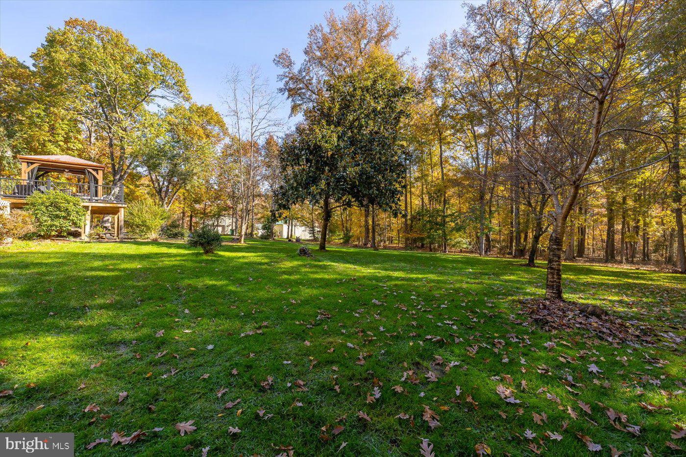 GOLDEN OAKS - Residential