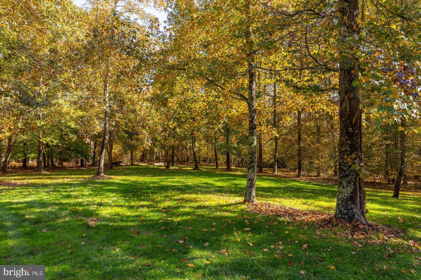 GOLDEN OAKS - Residential