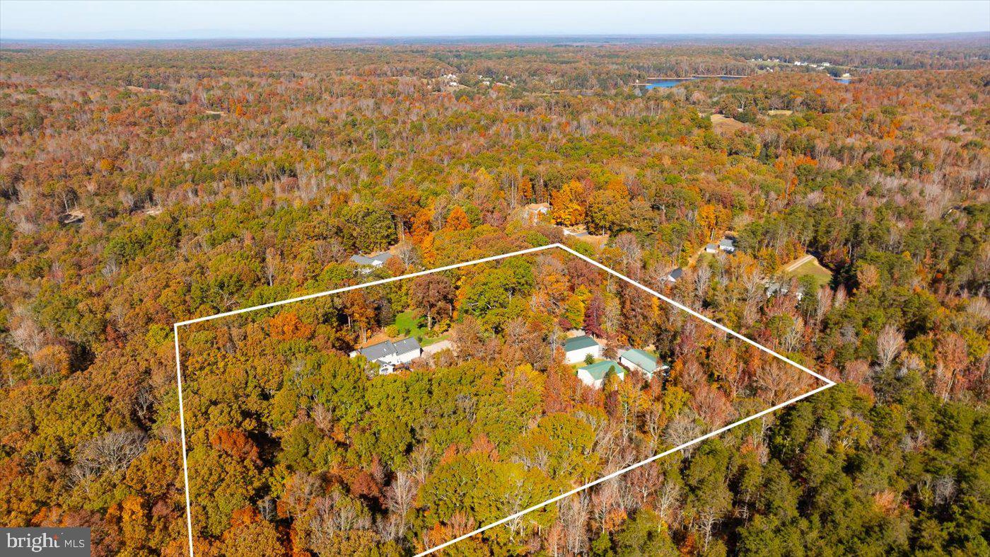 GOLDEN OAKS - Residential