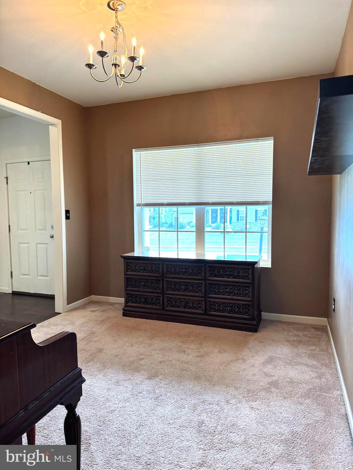 1800 CAMEO COURT