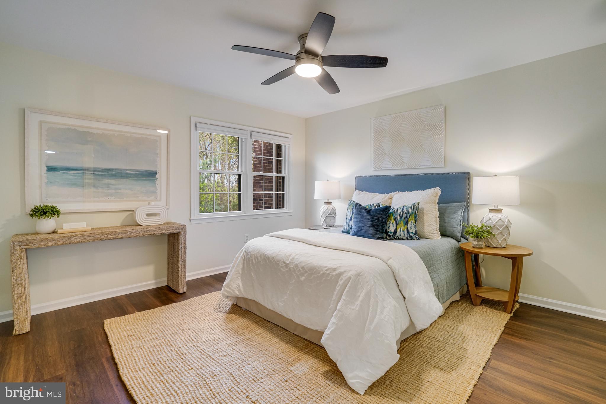 IDYLWOOD STATION - Residential