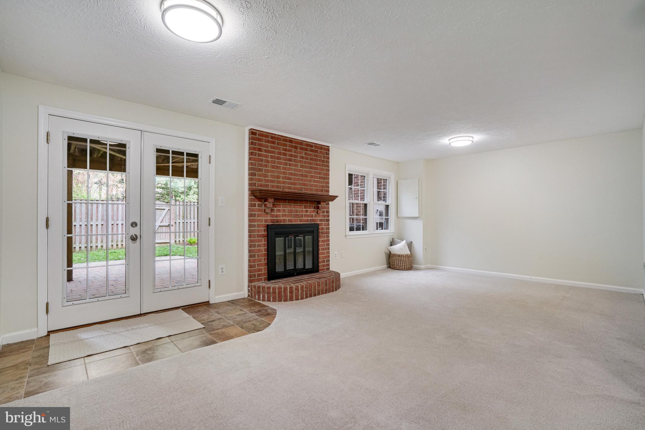 IDYLWOOD STATION - Residential