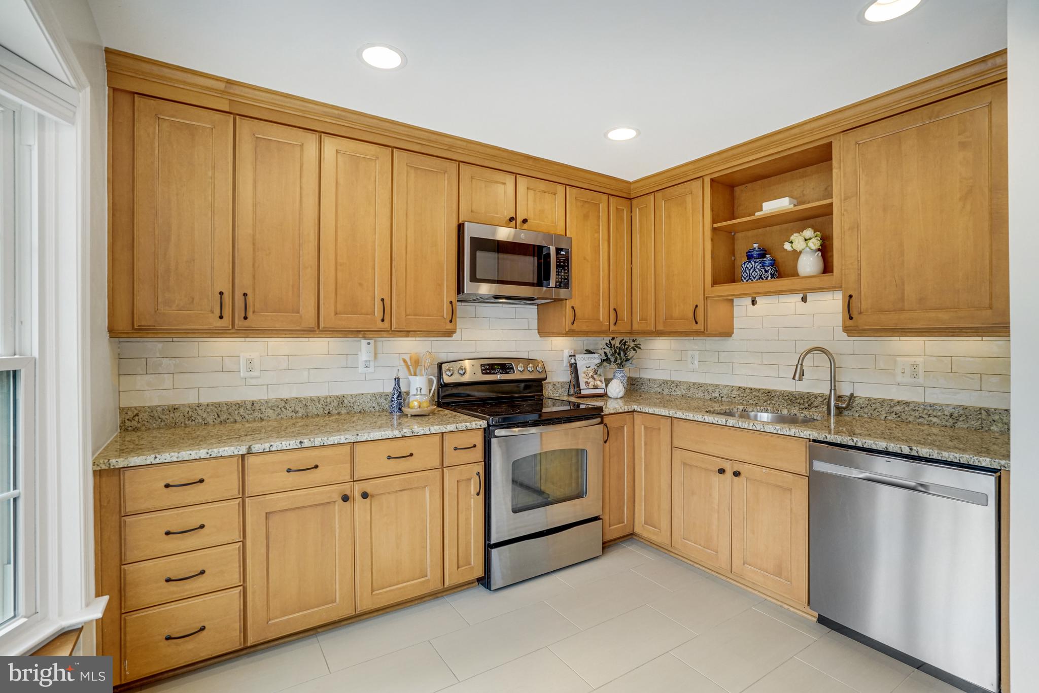 IDYLWOOD STATION - Residential