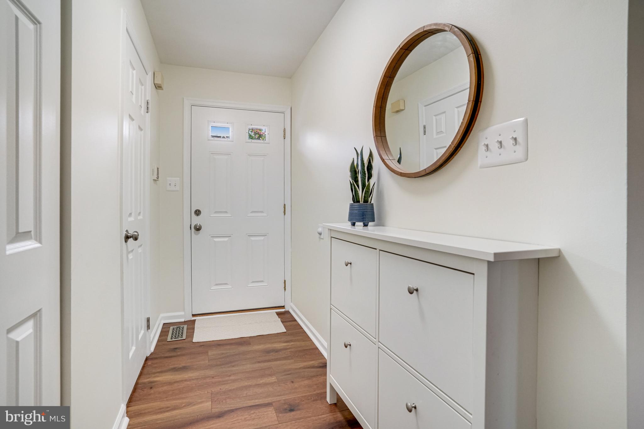 IDYLWOOD STATION - Residential