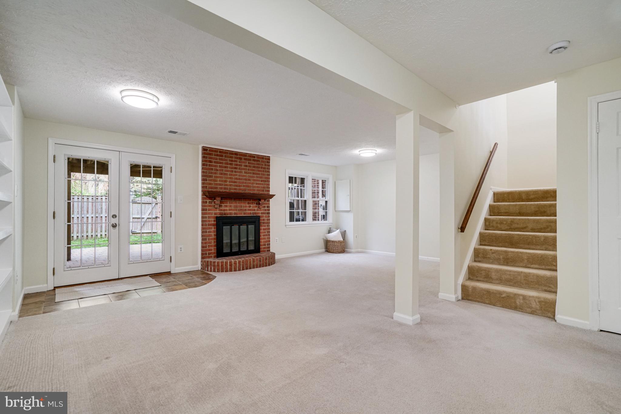 IDYLWOOD STATION - Residential