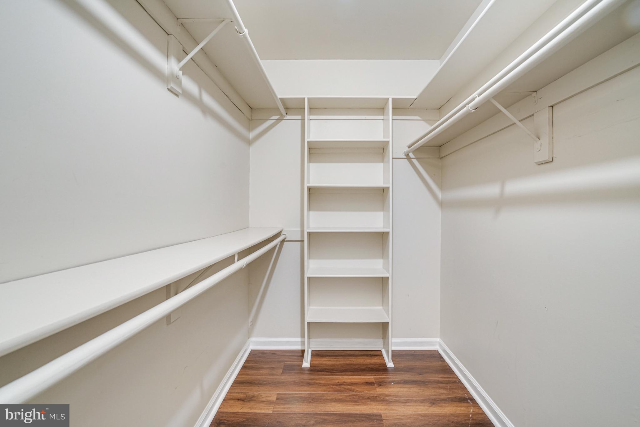 IDYLWOOD STATION - Residential