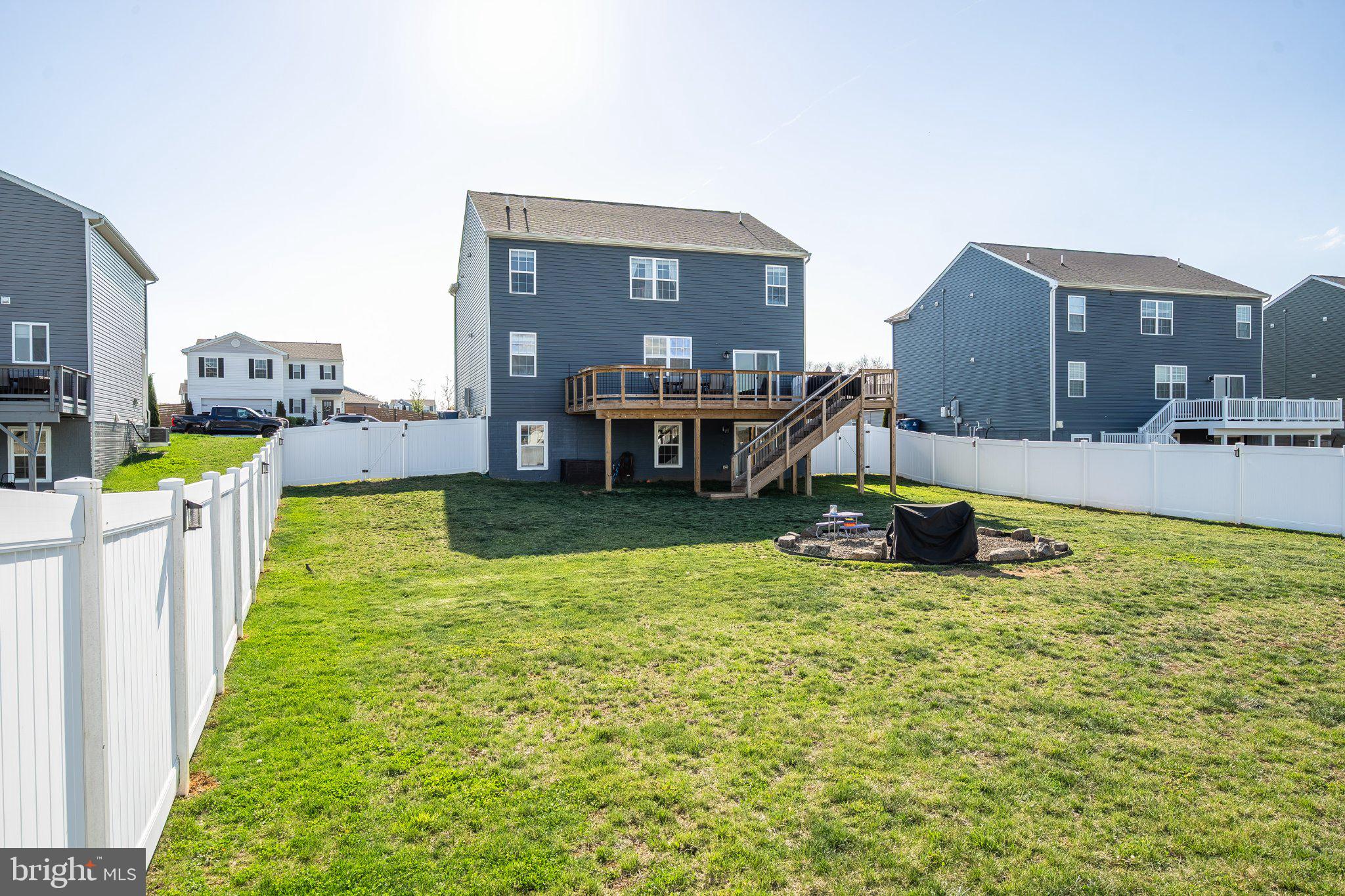 SHENANDOAH CROSSING - Residential