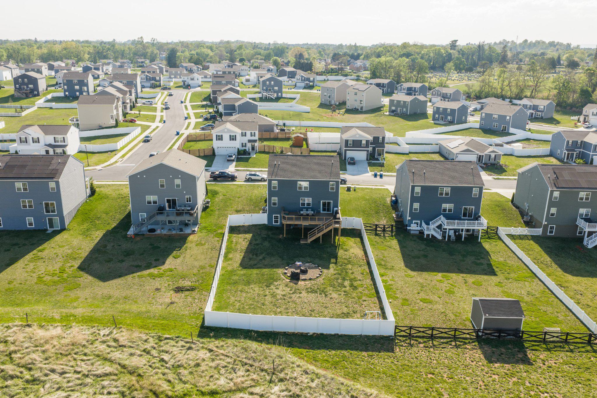 SHENANDOAH CROSSING - Residential