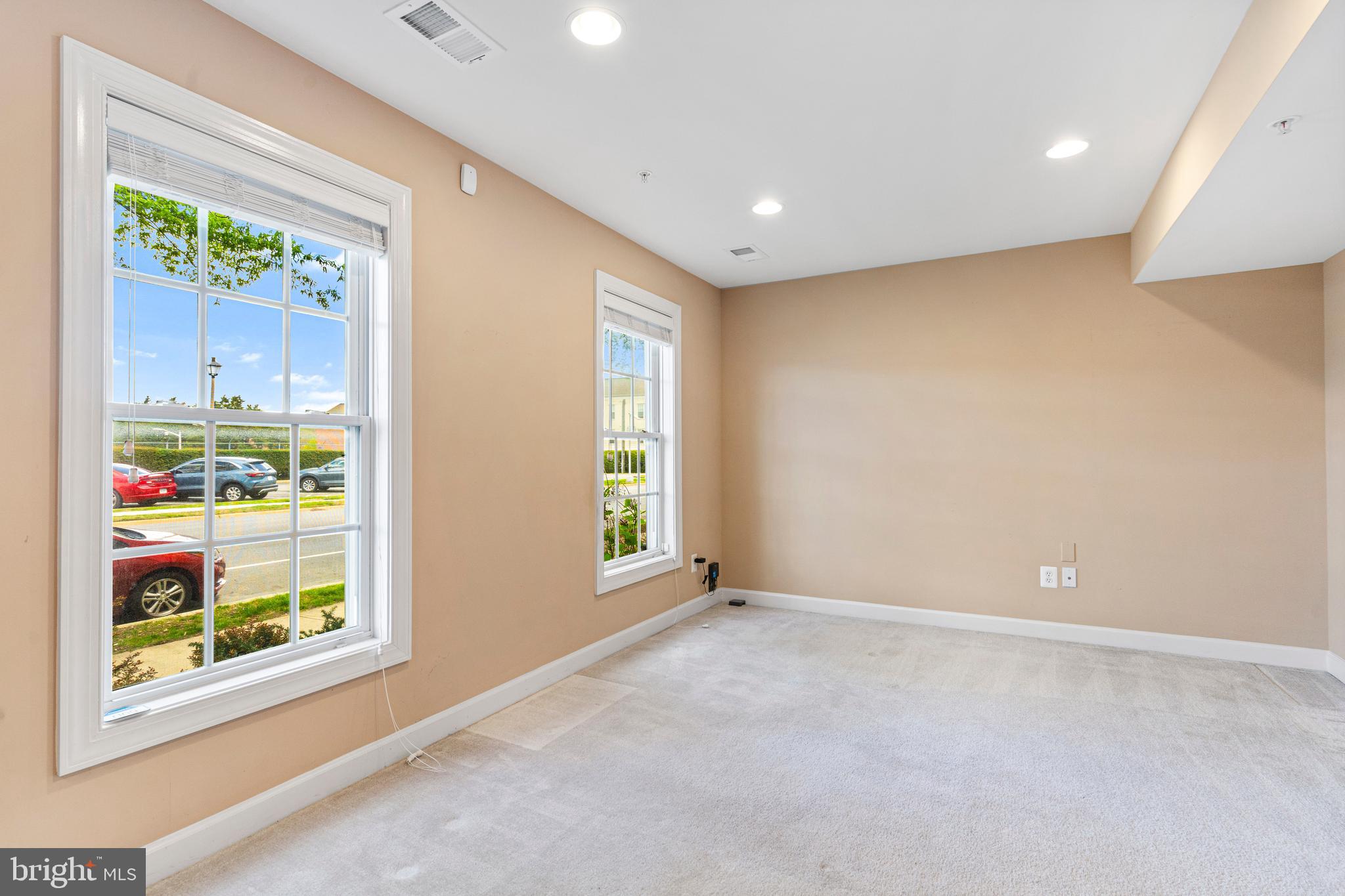 BROOKFIELD GLEBE ROAD - Residential Lease