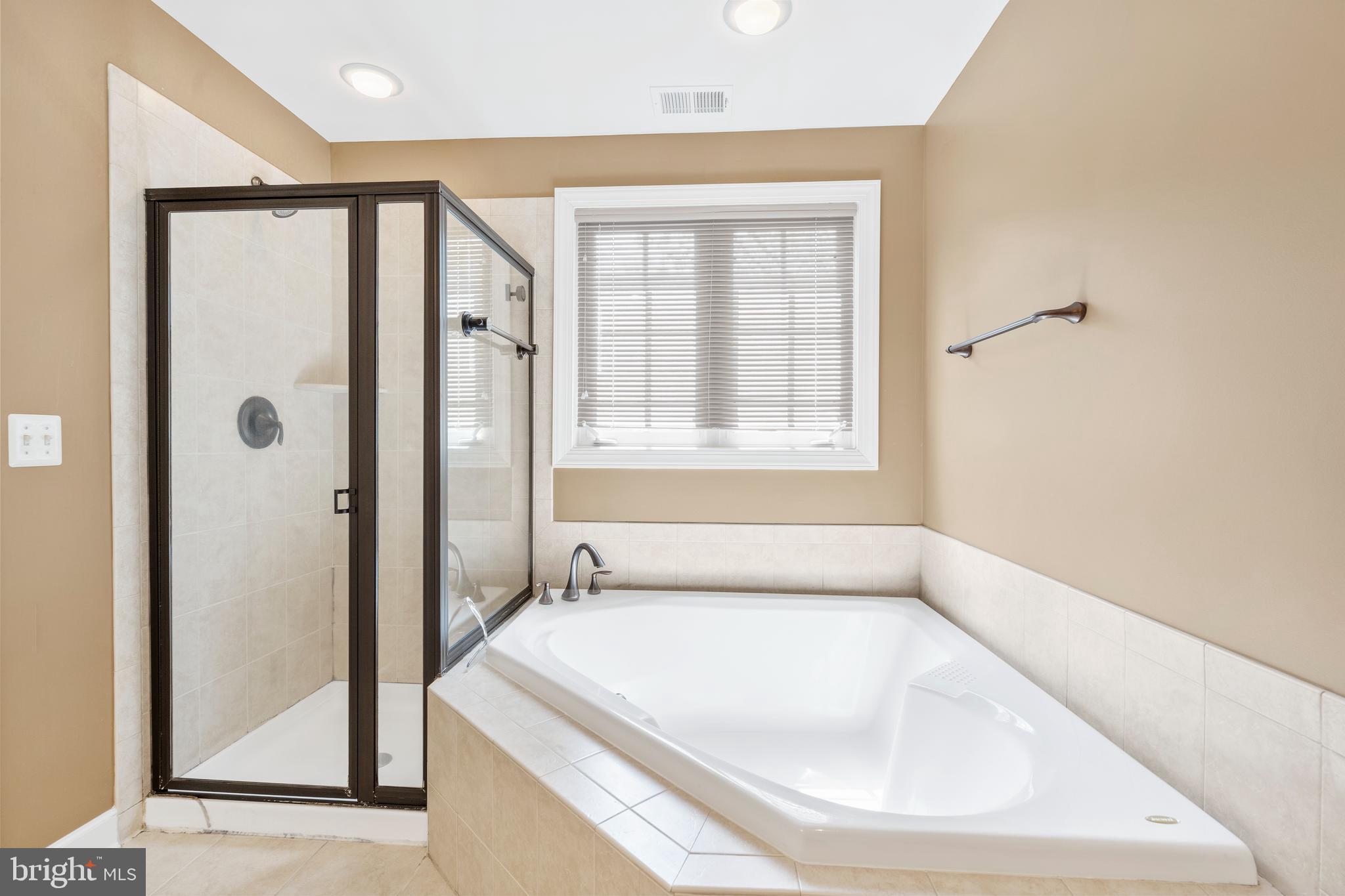 BROOKFIELD GLEBE ROAD - Residential Lease