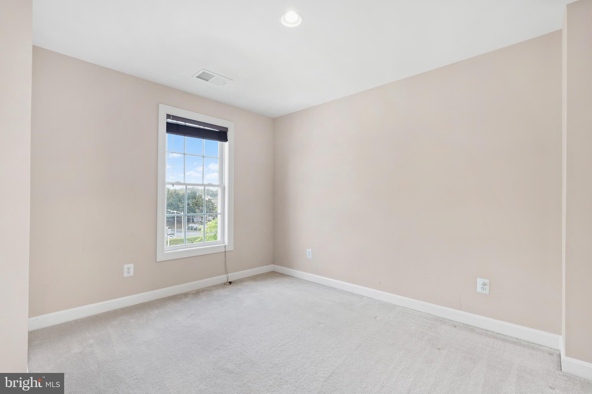 BROOKFIELD GLEBE ROAD - Residential Lease