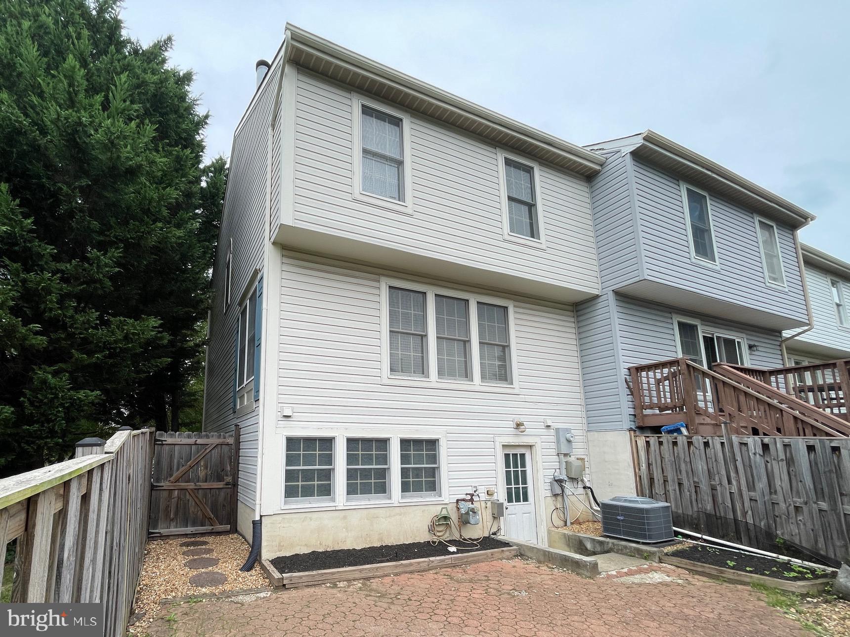 CENTRE RIDGE - Residential Lease