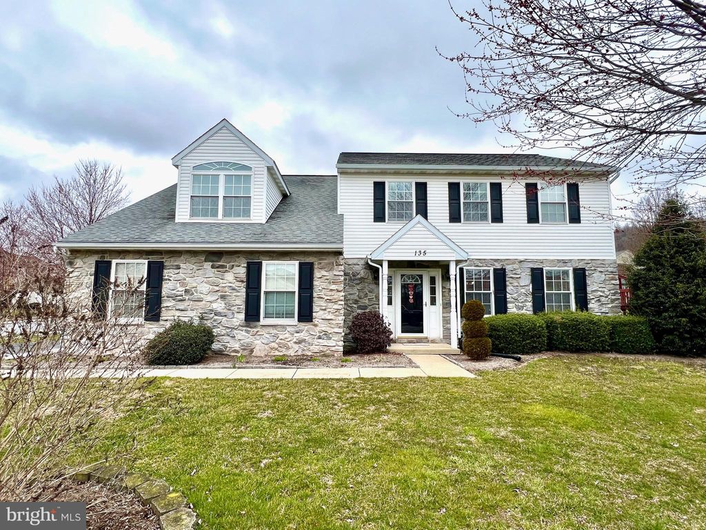Photo of 135 SHALOM DR, DENVER, PA 17517 (MLS # PALA2032000)