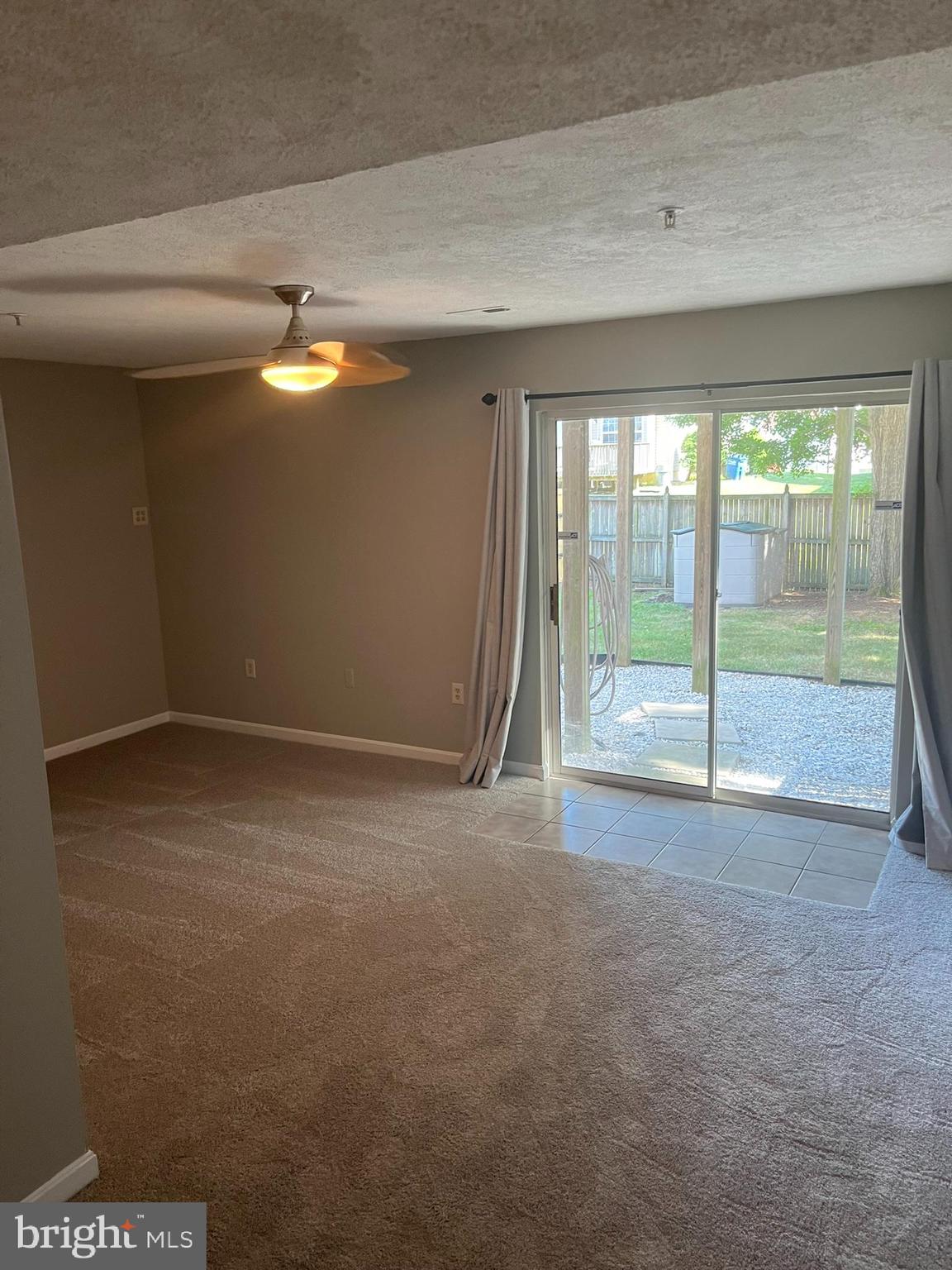 WOODLAND MANOR - Residential Lease