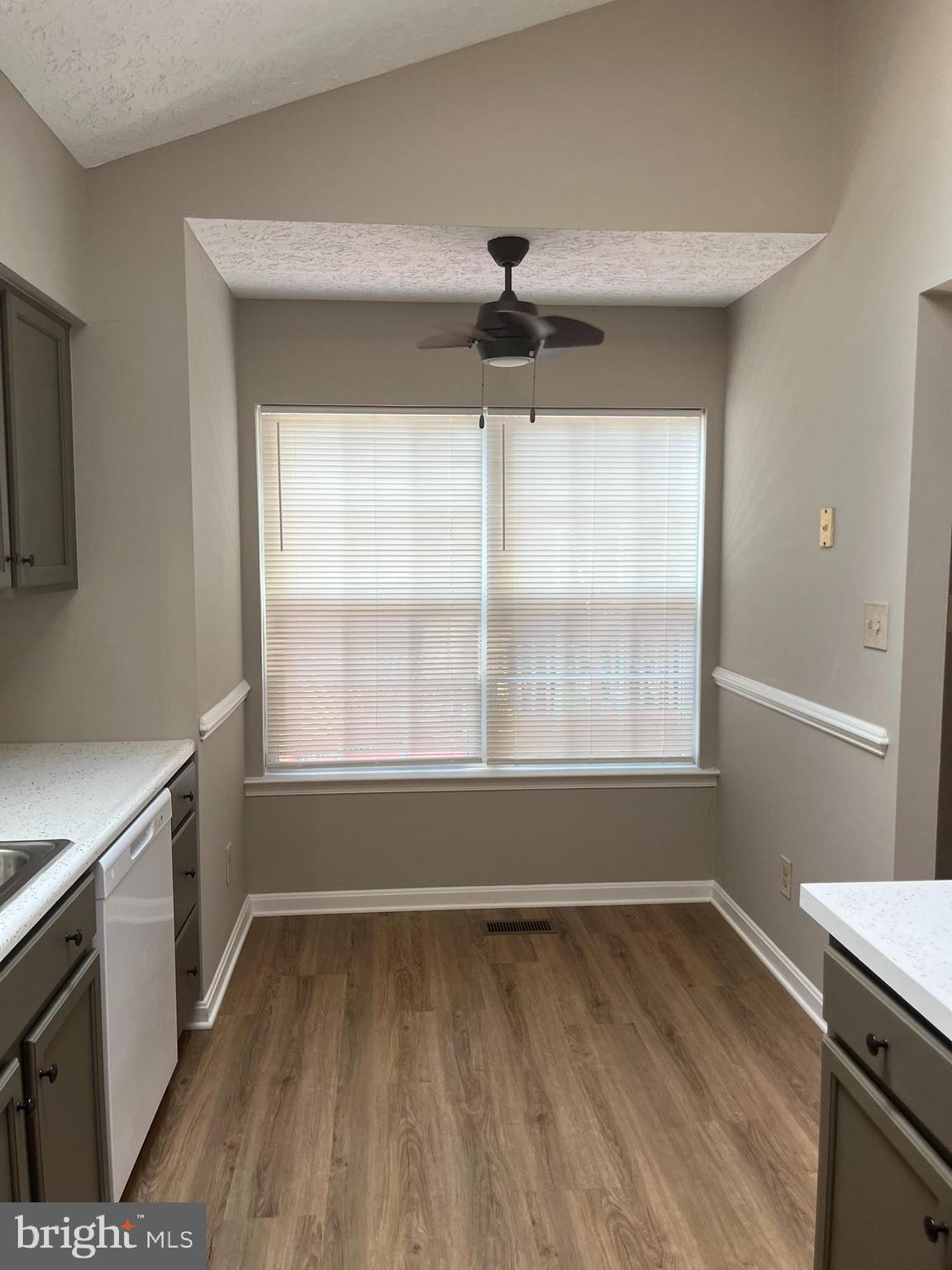 WOODLAND MANOR - Residential Lease