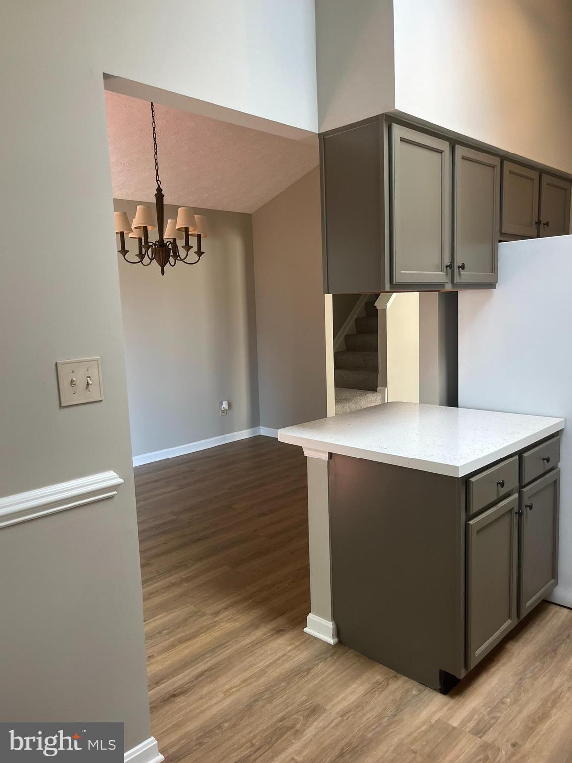 WOODLAND MANOR - Residential Lease