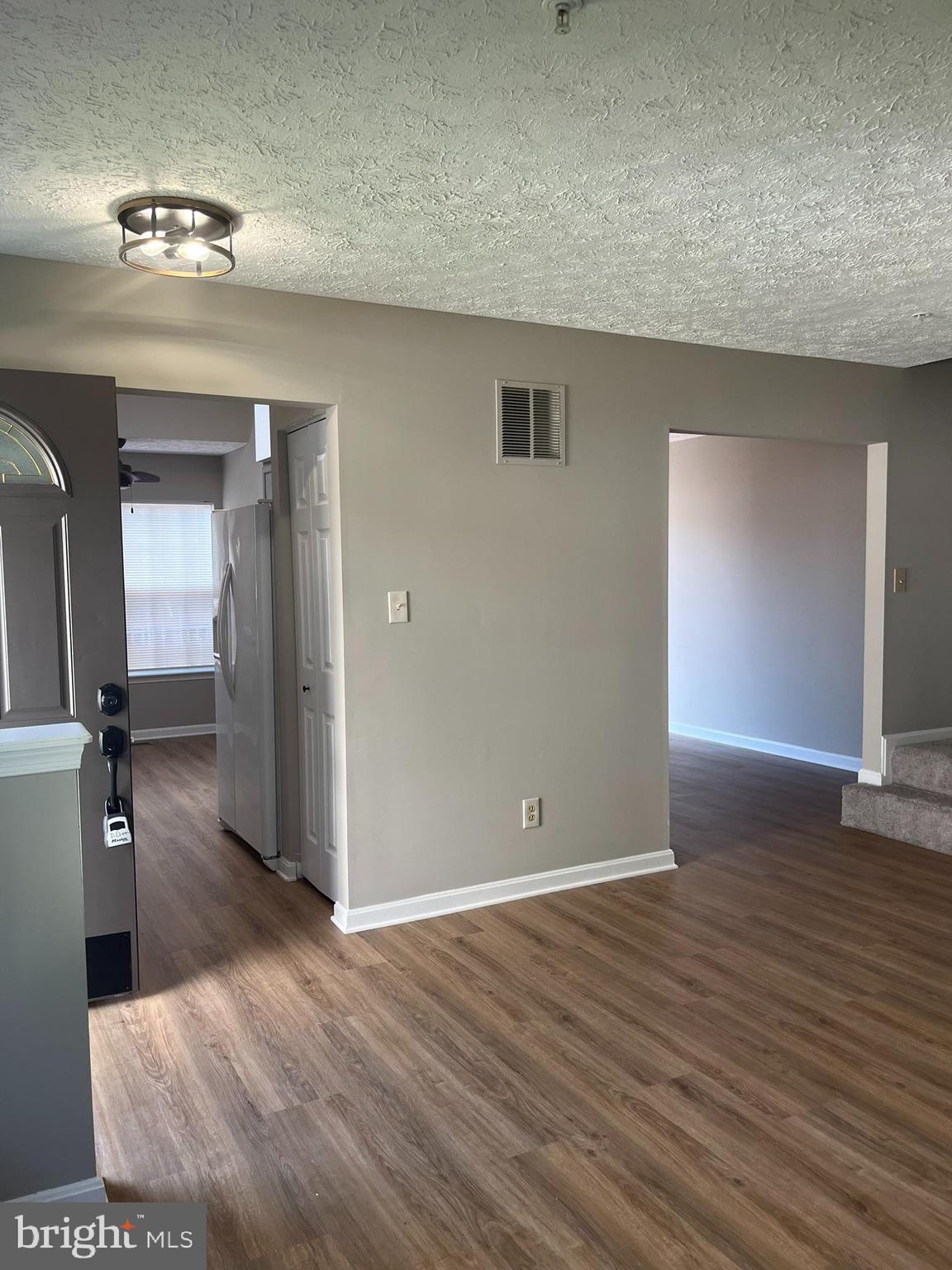 WOODLAND MANOR - Residential Lease