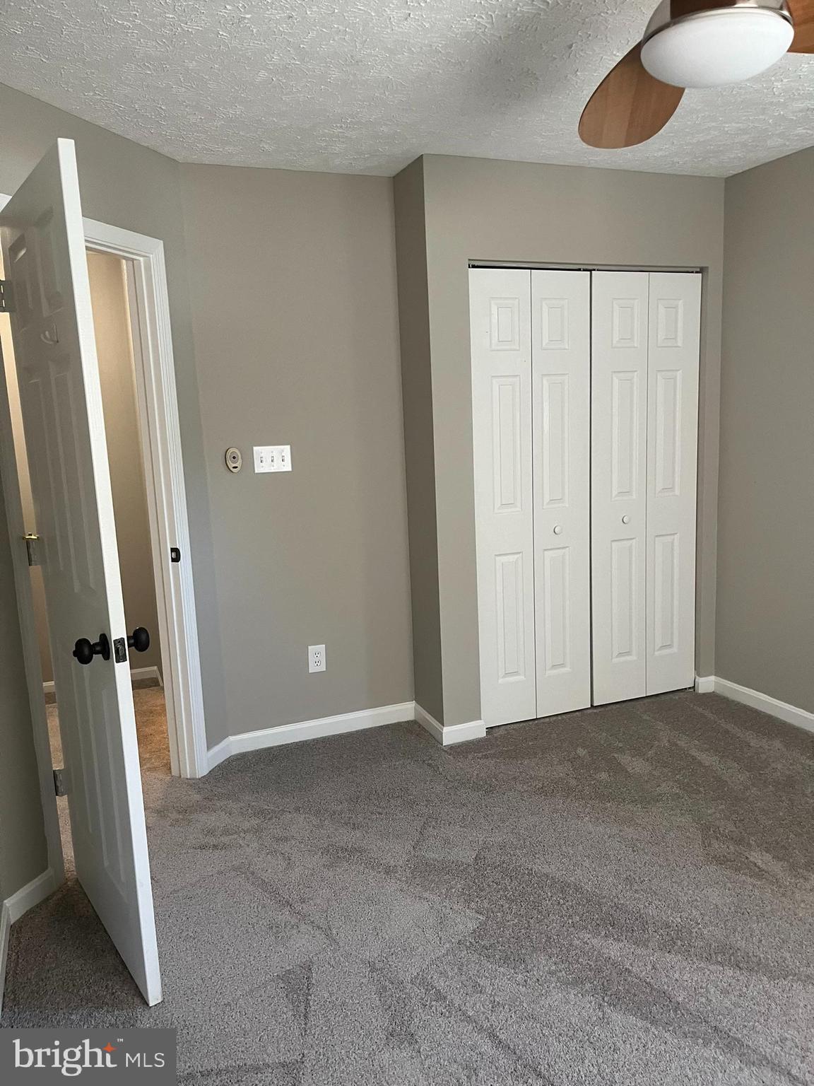 WOODLAND MANOR - Residential Lease