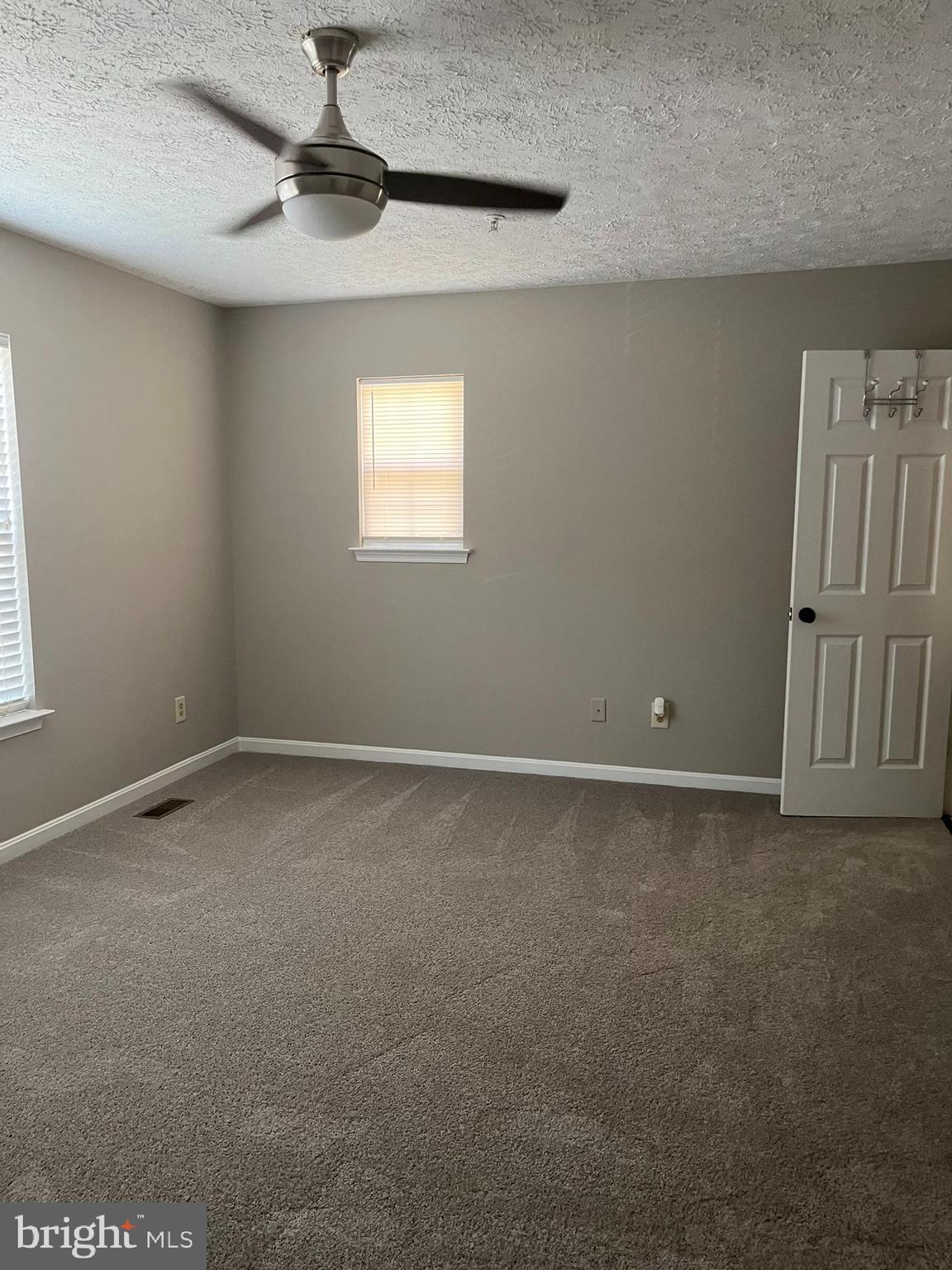 WOODLAND MANOR - Residential Lease