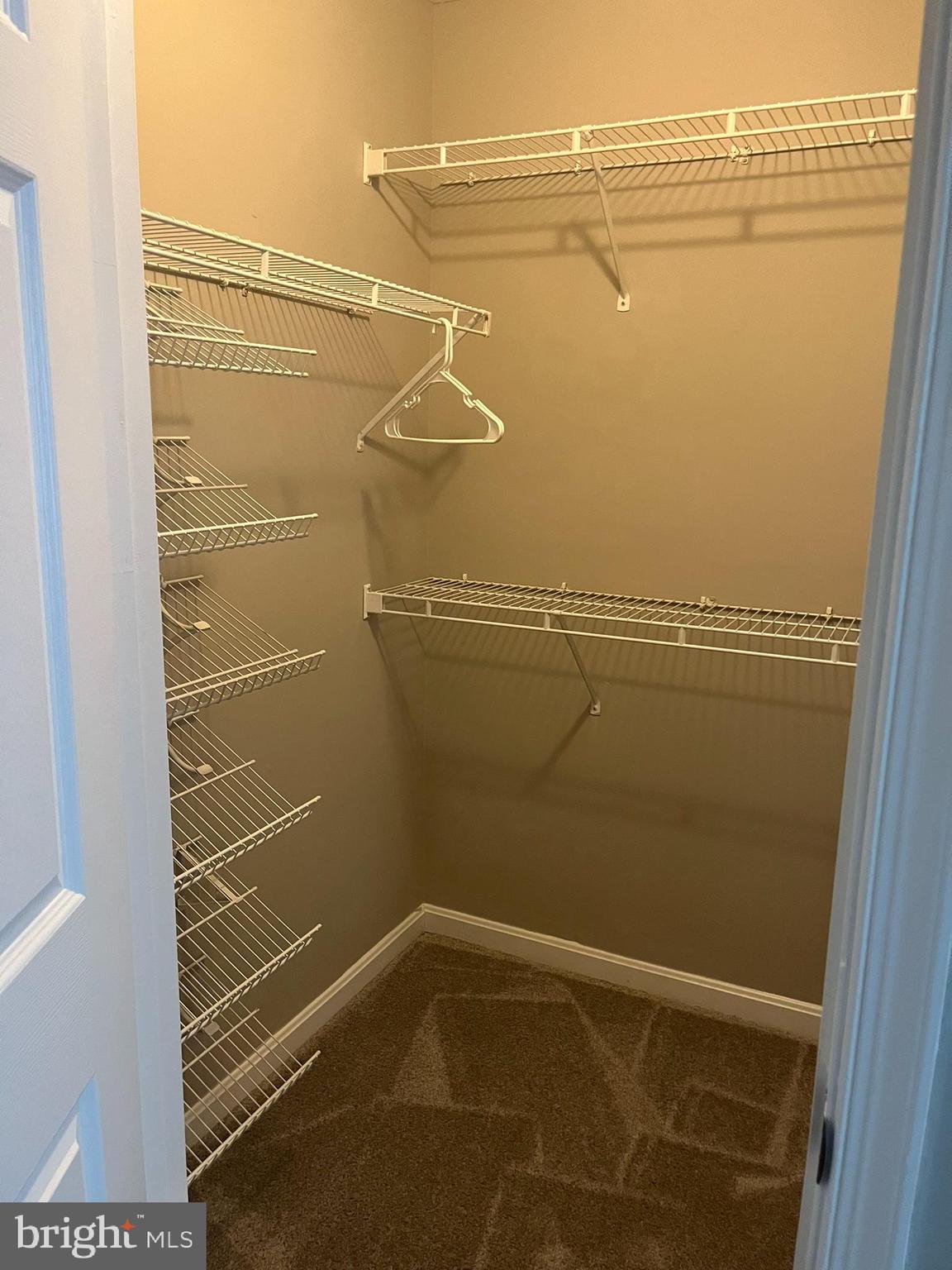 WOODLAND MANOR - Residential Lease