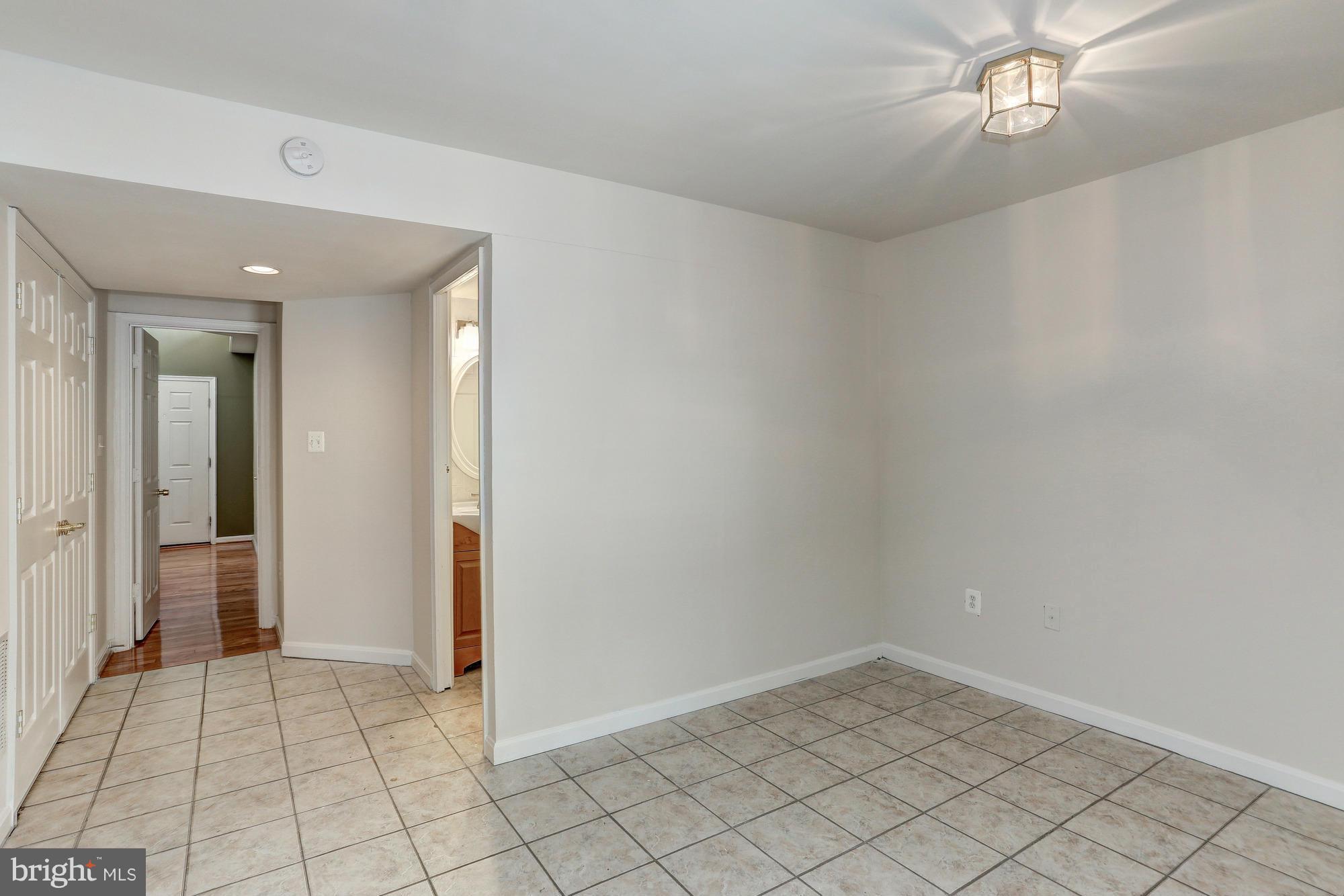 HEARTHSIDE AT FLYNNS CROSSING - Residential