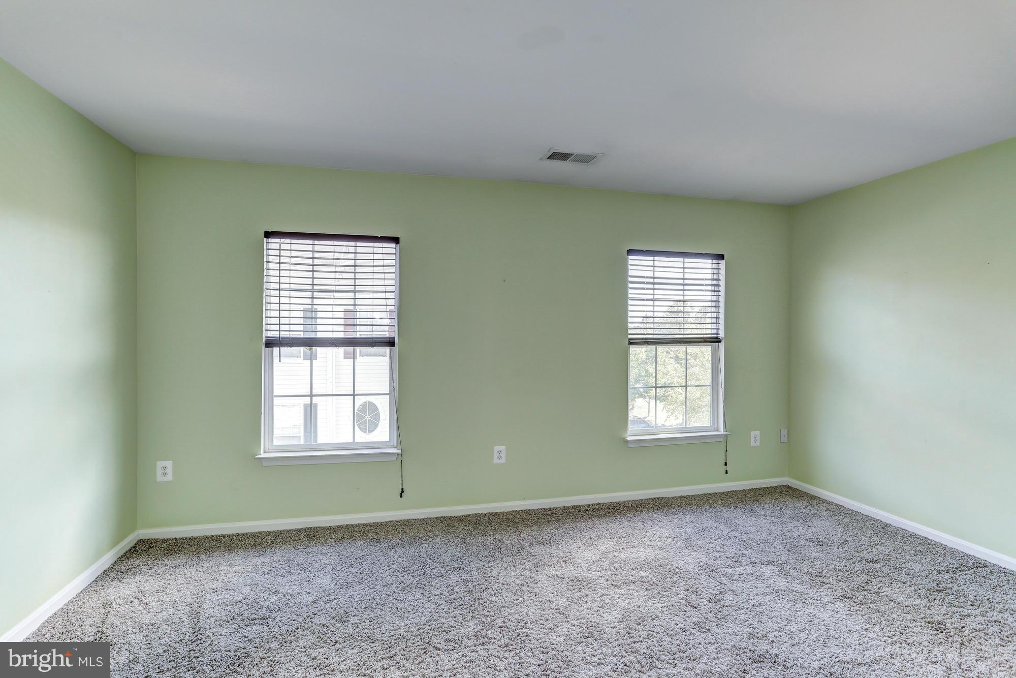 HEARTHSIDE AT FLYNNS CROSSING - Residential